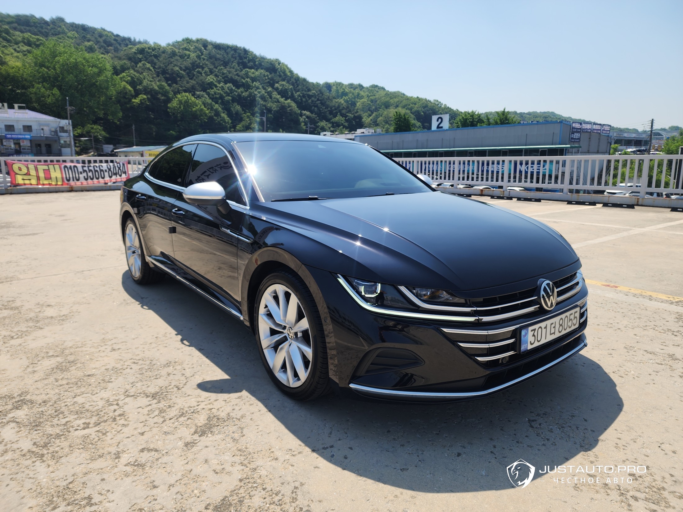 Автомобиль Volkswagen Arteon