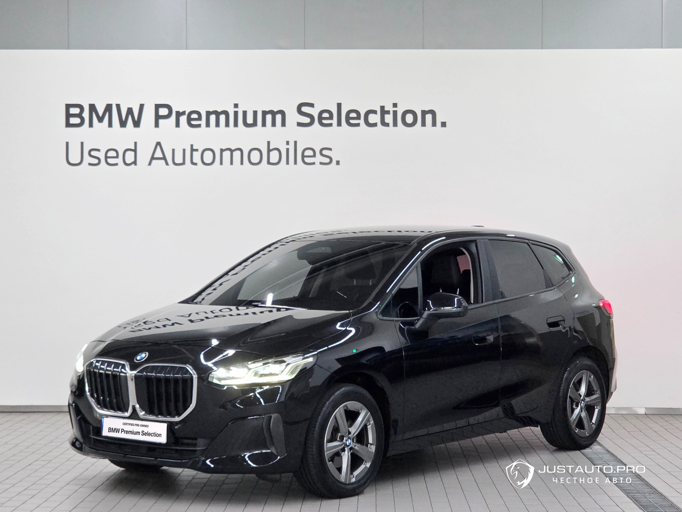 Автомобиль BMW 2-Series