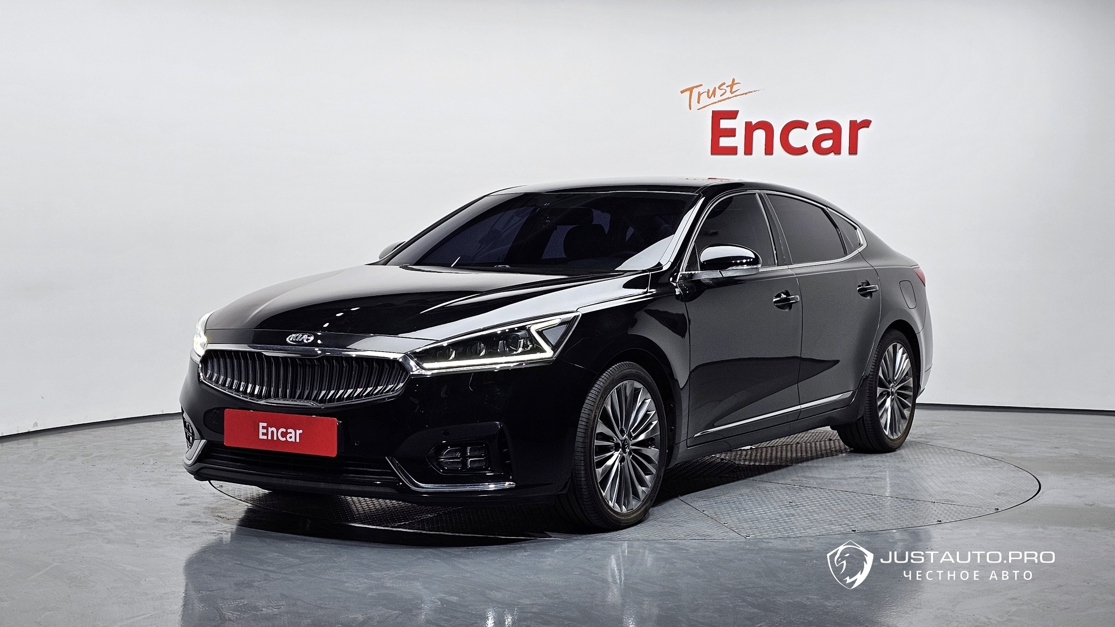 Автомобиль Kia K7