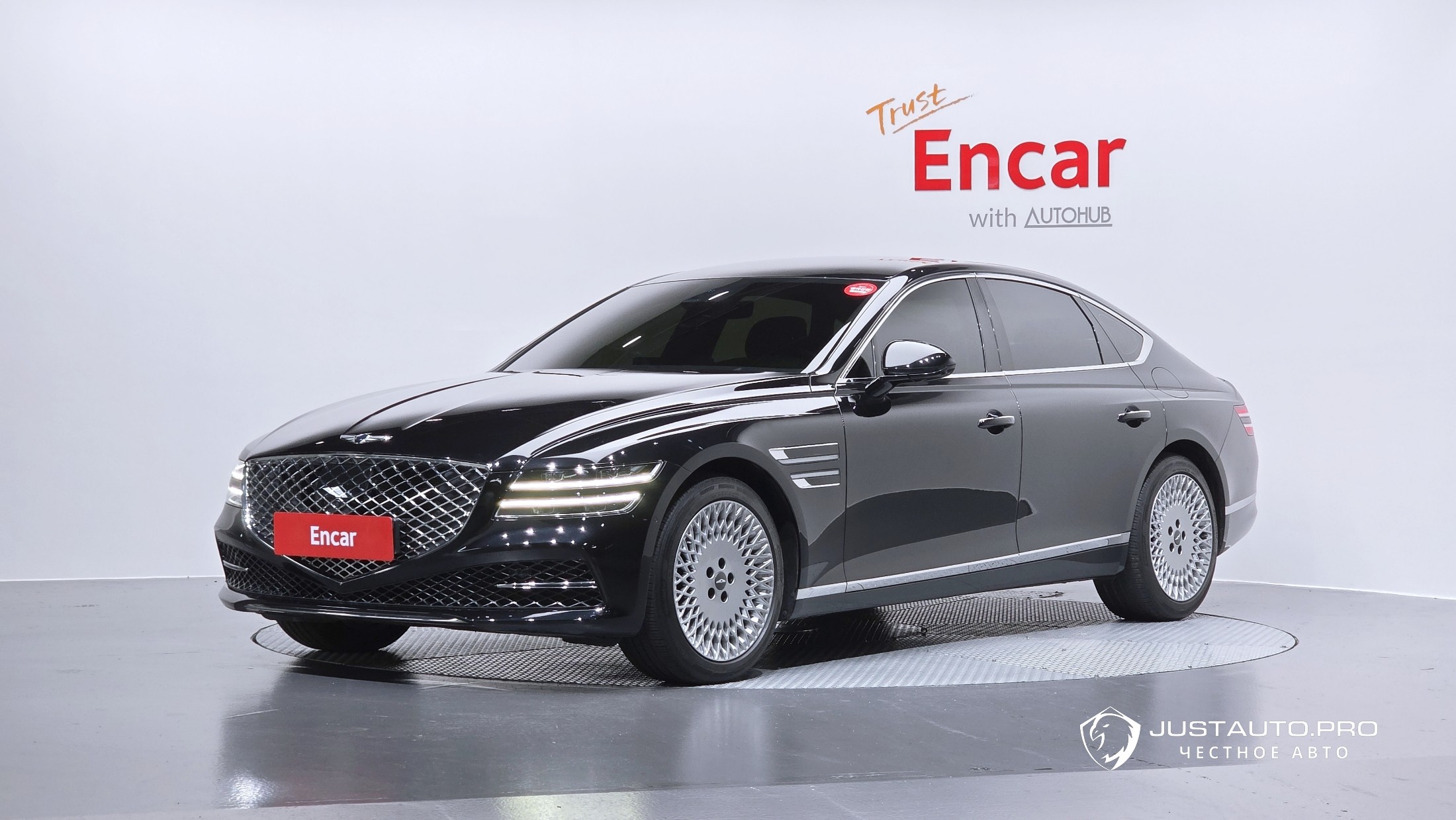 Автомобиль Genesis G80