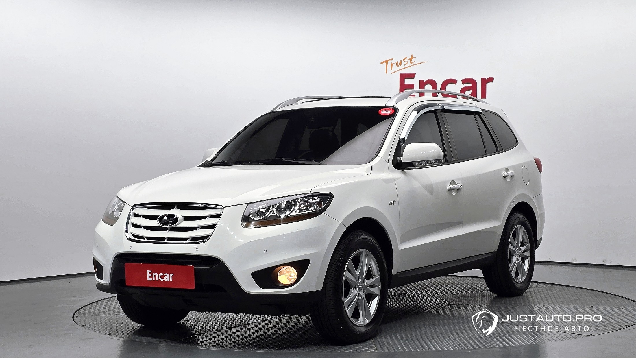 Автомобиль Hyundai Santafe