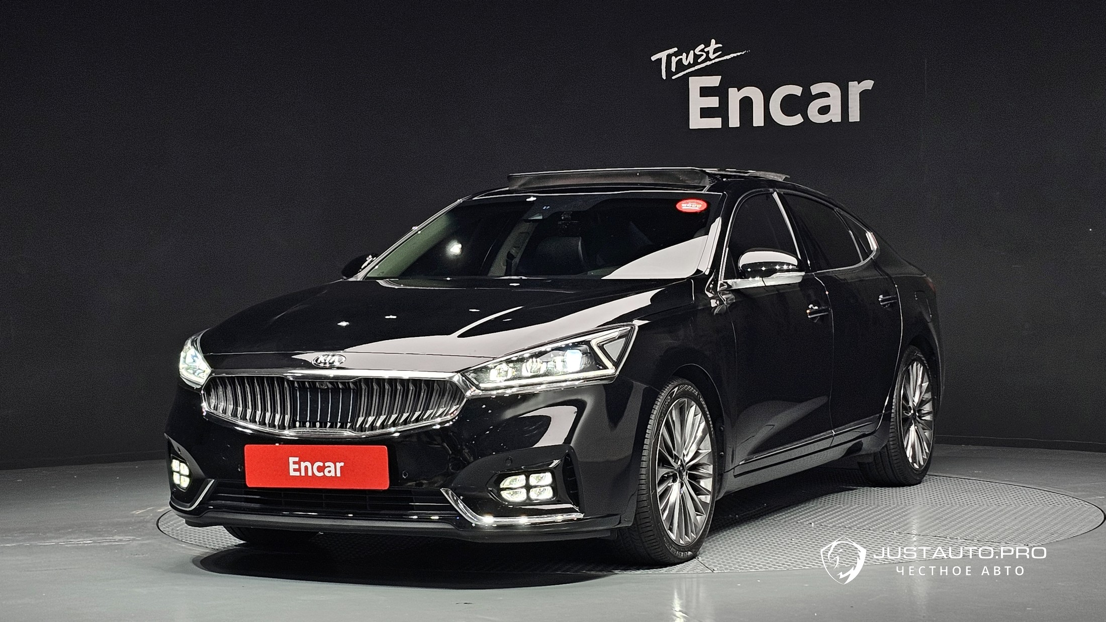Автомобиль Kia K7
