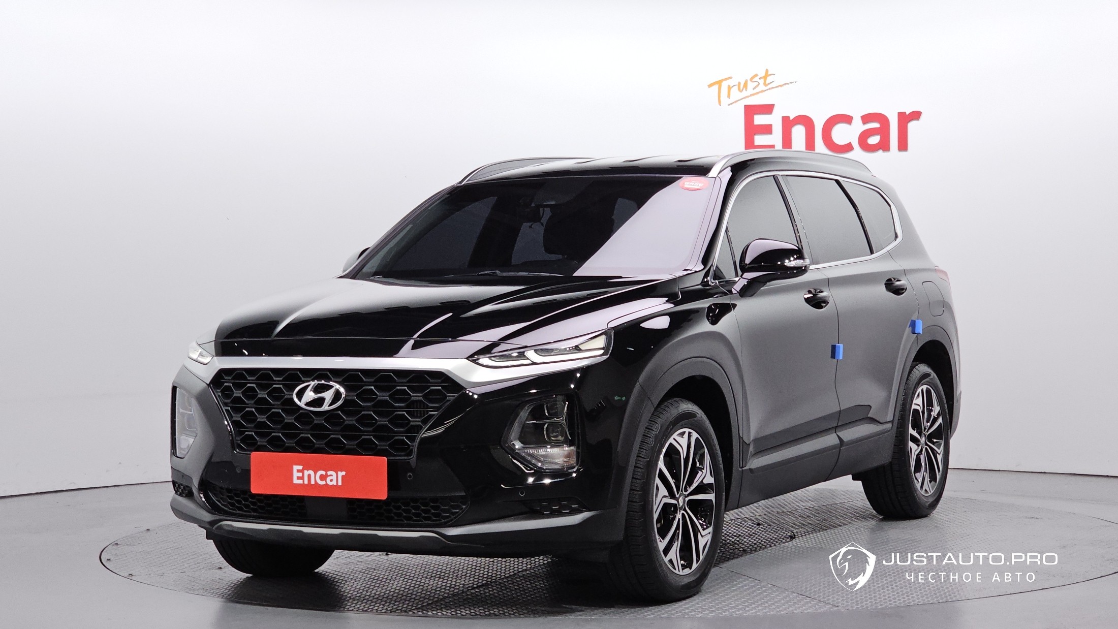 Автомобиль Hyundai Santafe