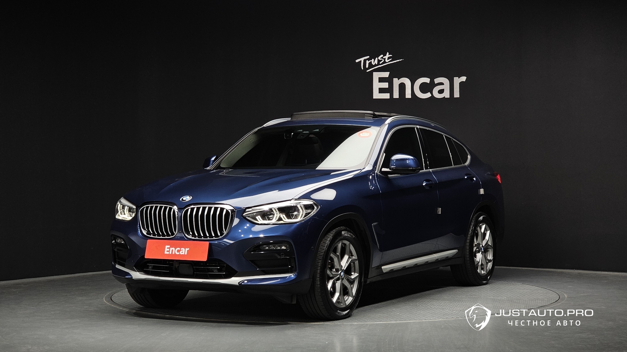 Автомобиль BMW X4