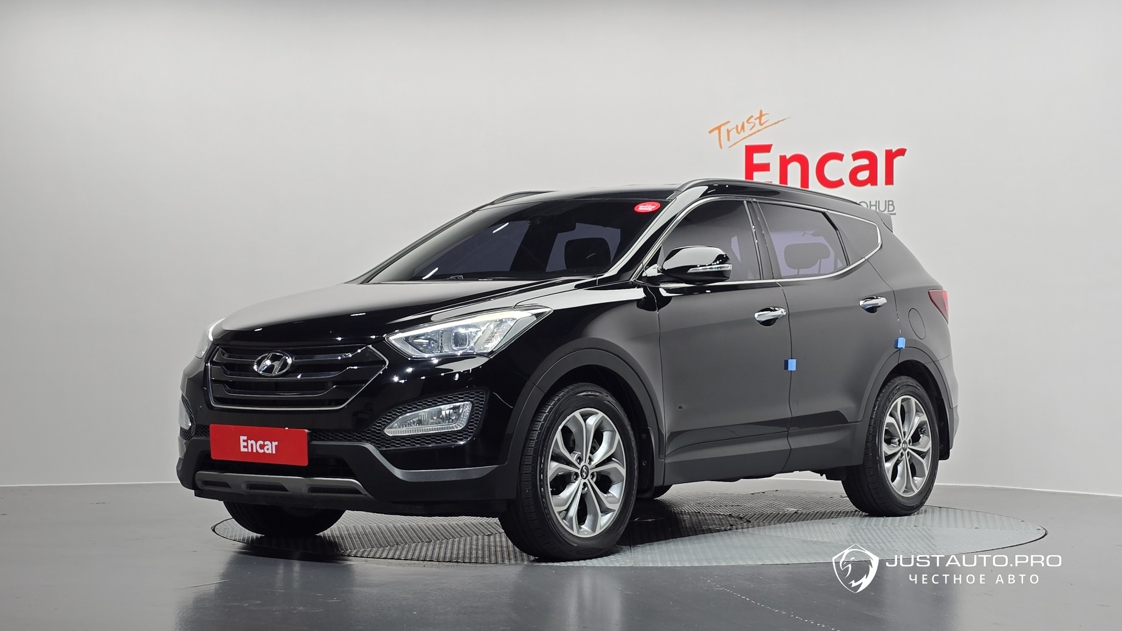 Автомобиль Hyundai Santafe
