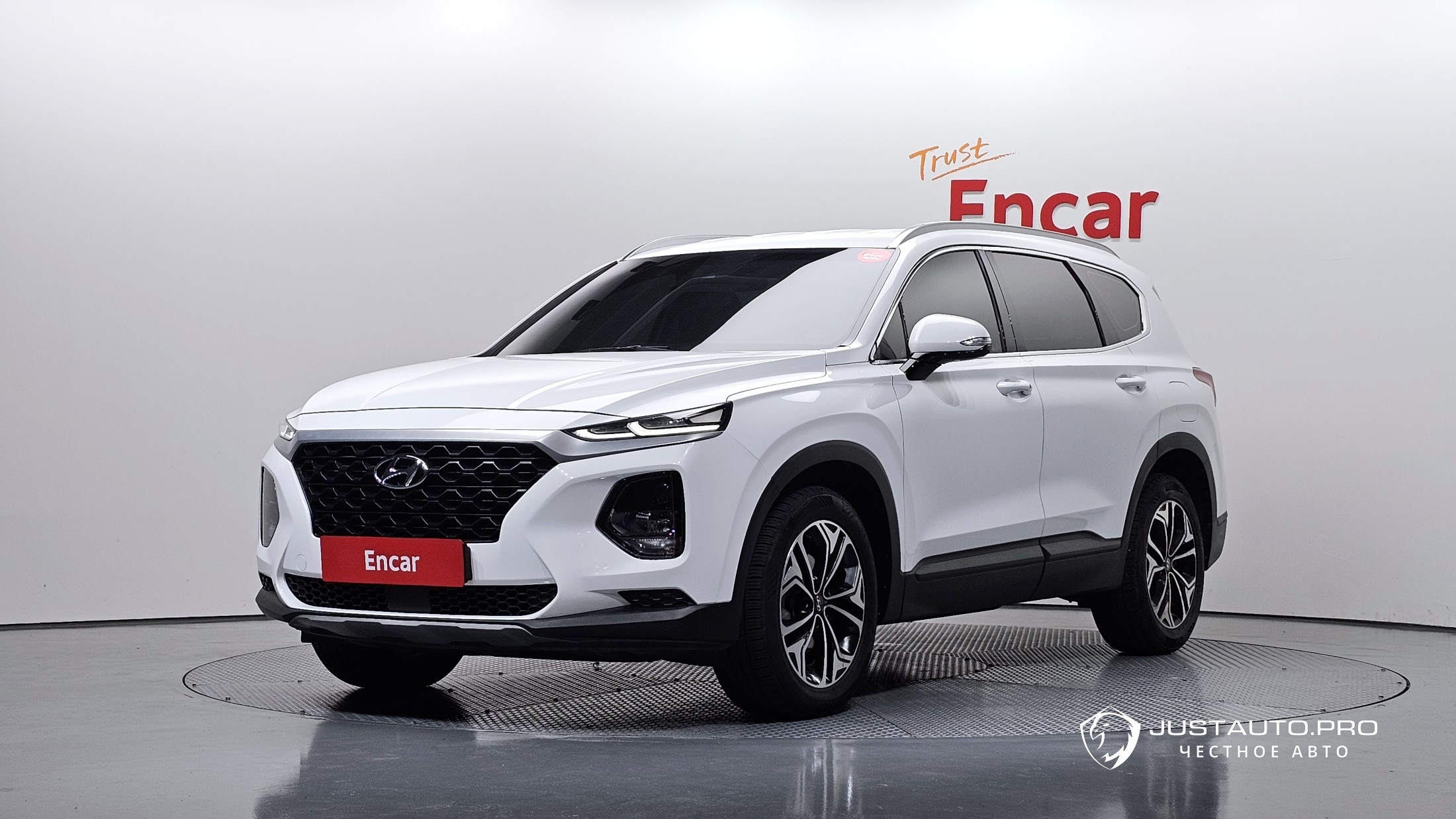 Автомобиль Hyundai Santafe