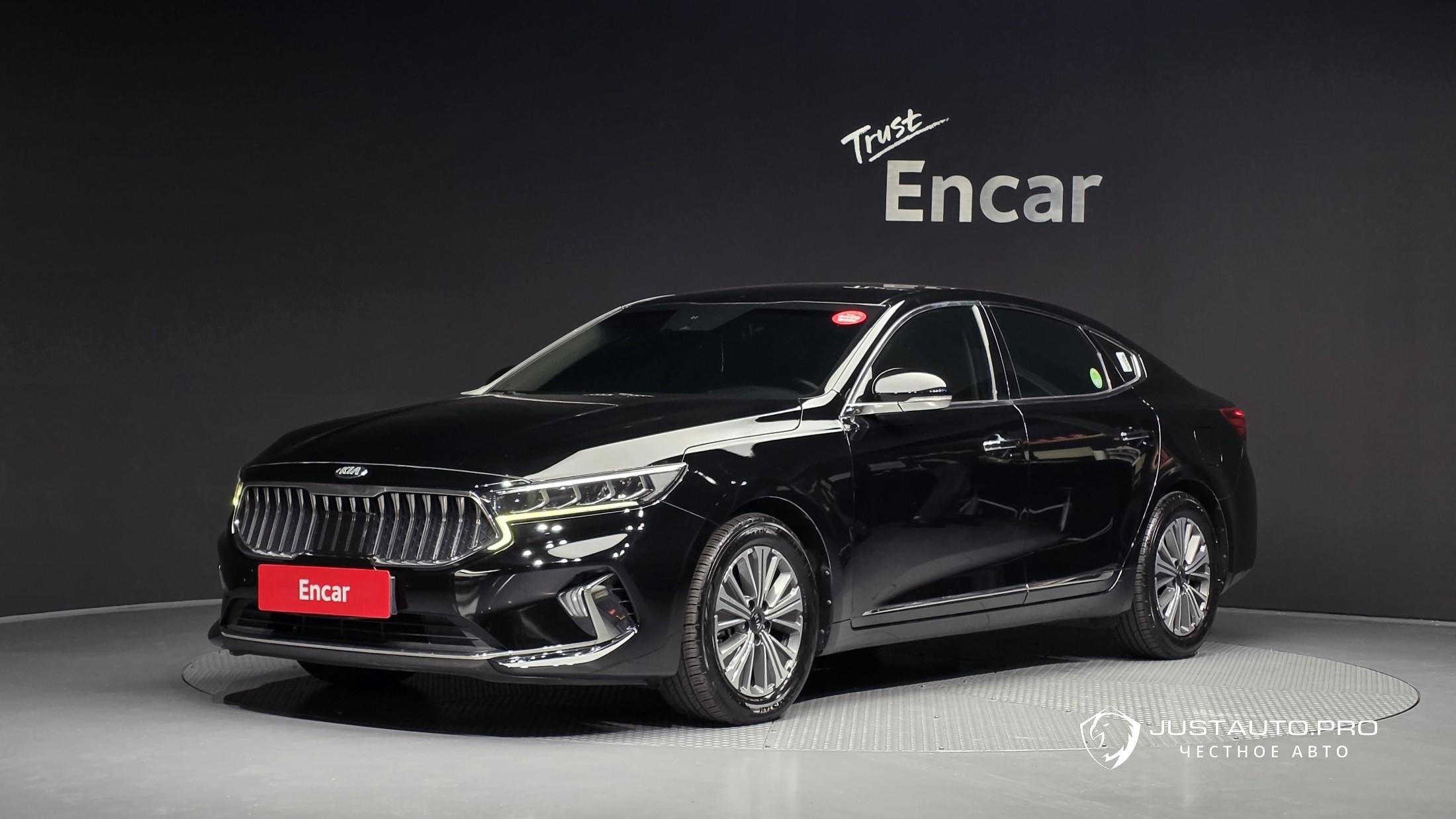 Автомобиль Kia K7