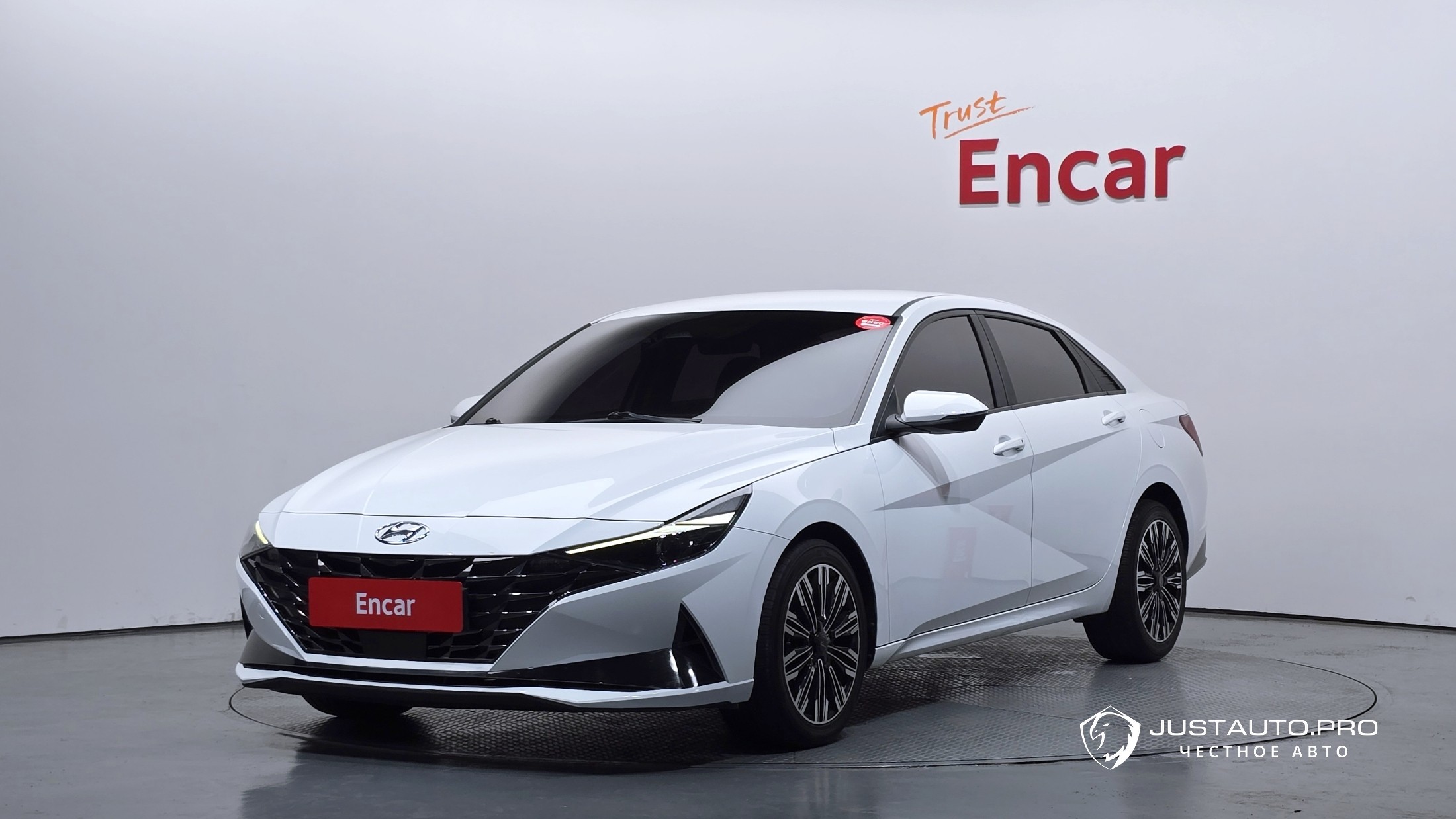 Автомобиль Hyundai AVANTE