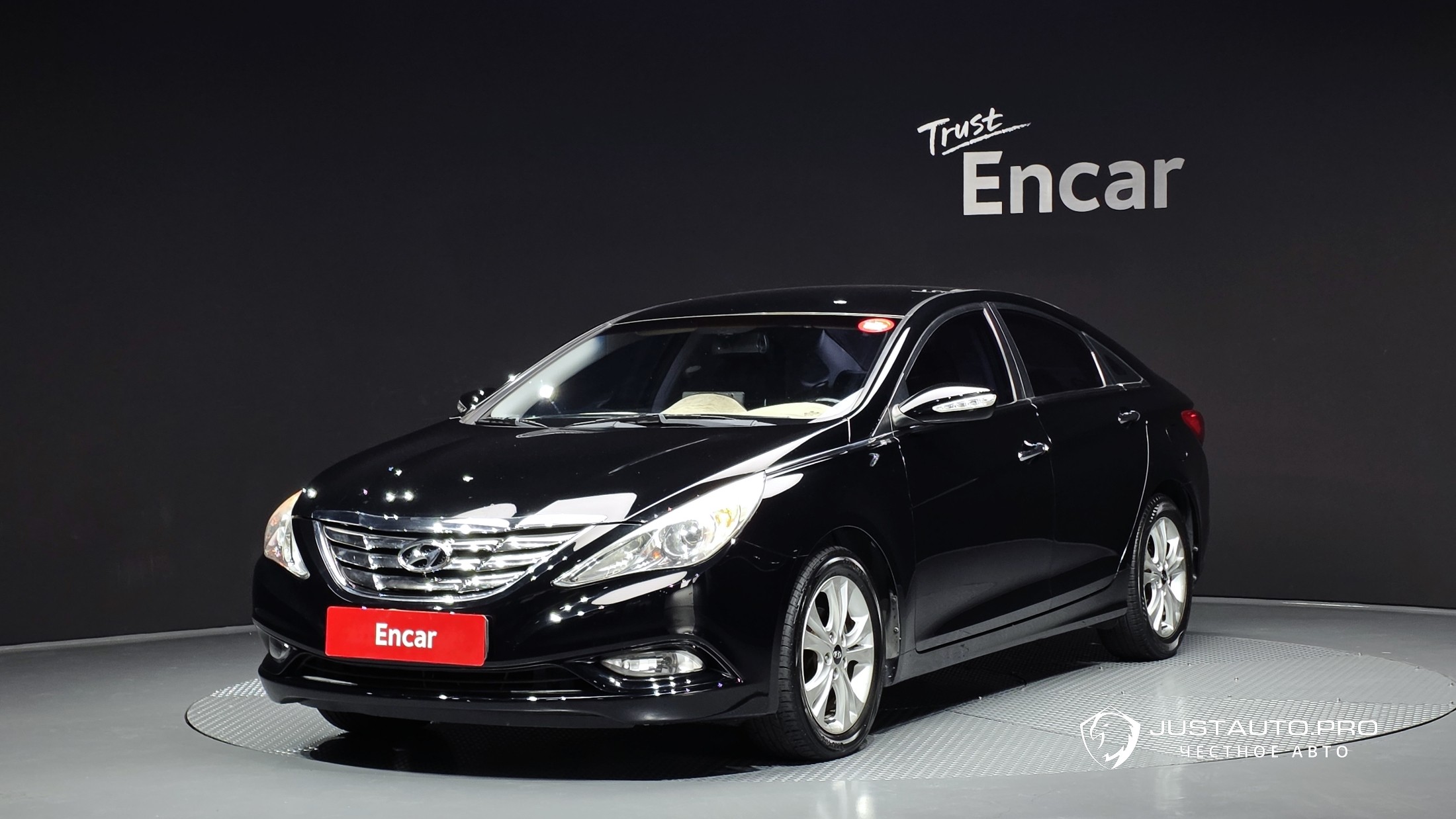 Автомобиль Hyundai Sonata