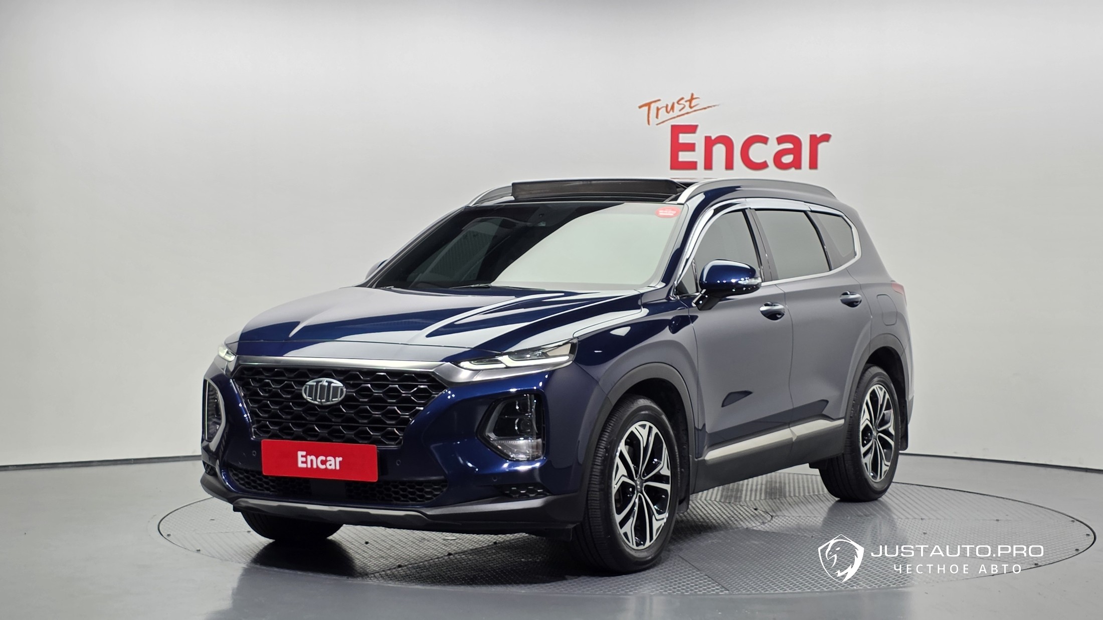 Автомобиль Hyundai Santafe