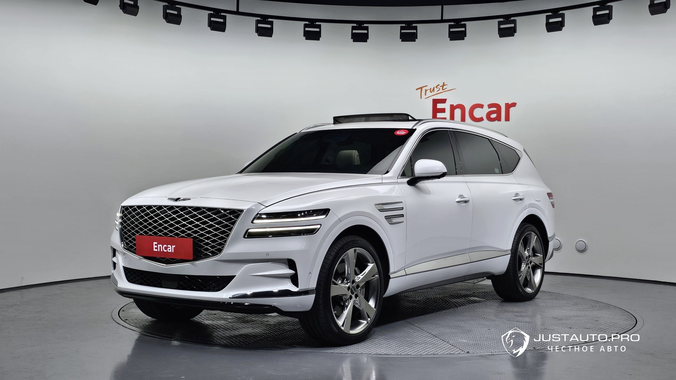 Автомобиль Genesis GV80
