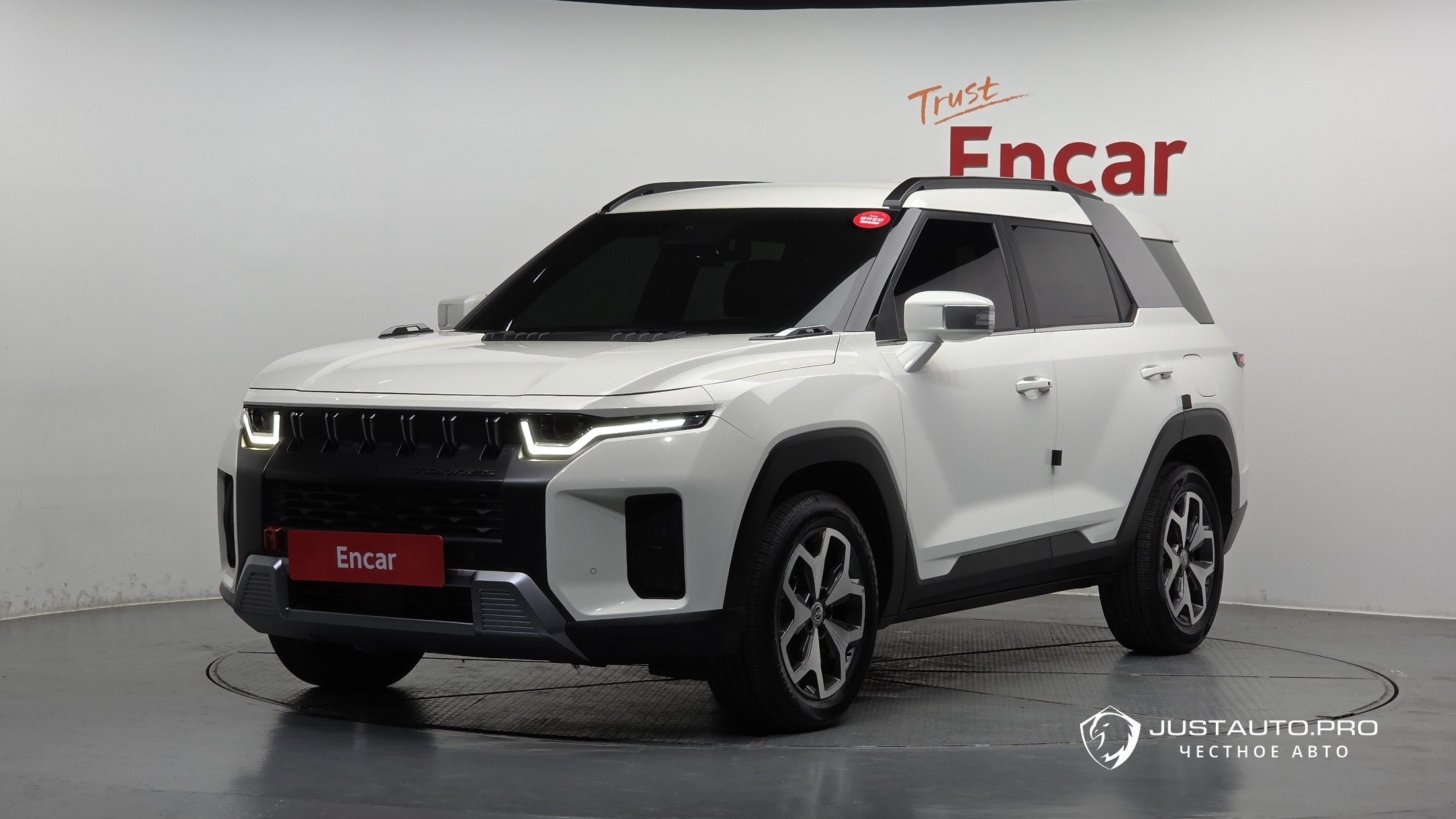 Автомобиль KG_Mobility_Ssangyong Torres