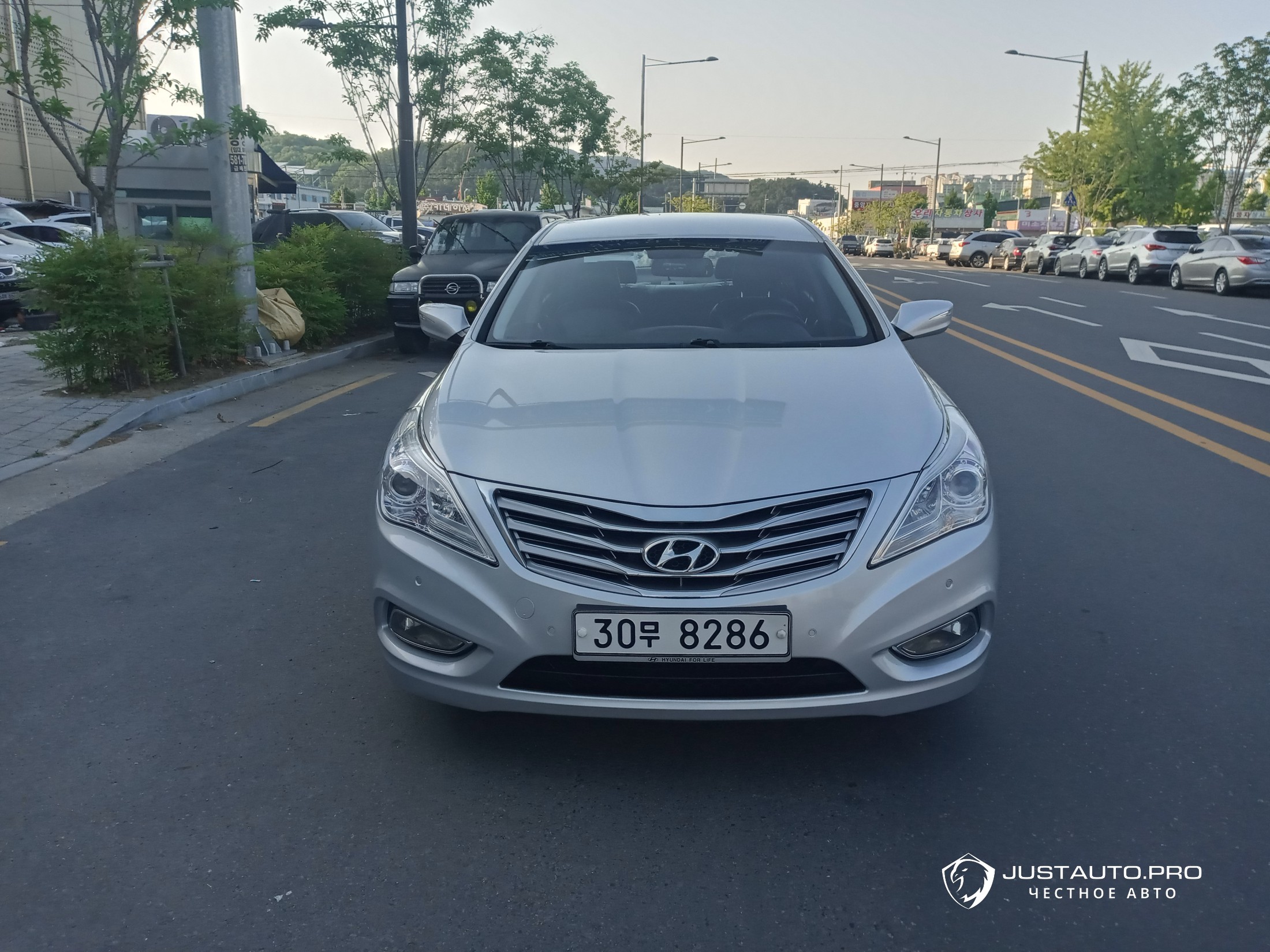 Автомобиль Hyundai Grandeur
