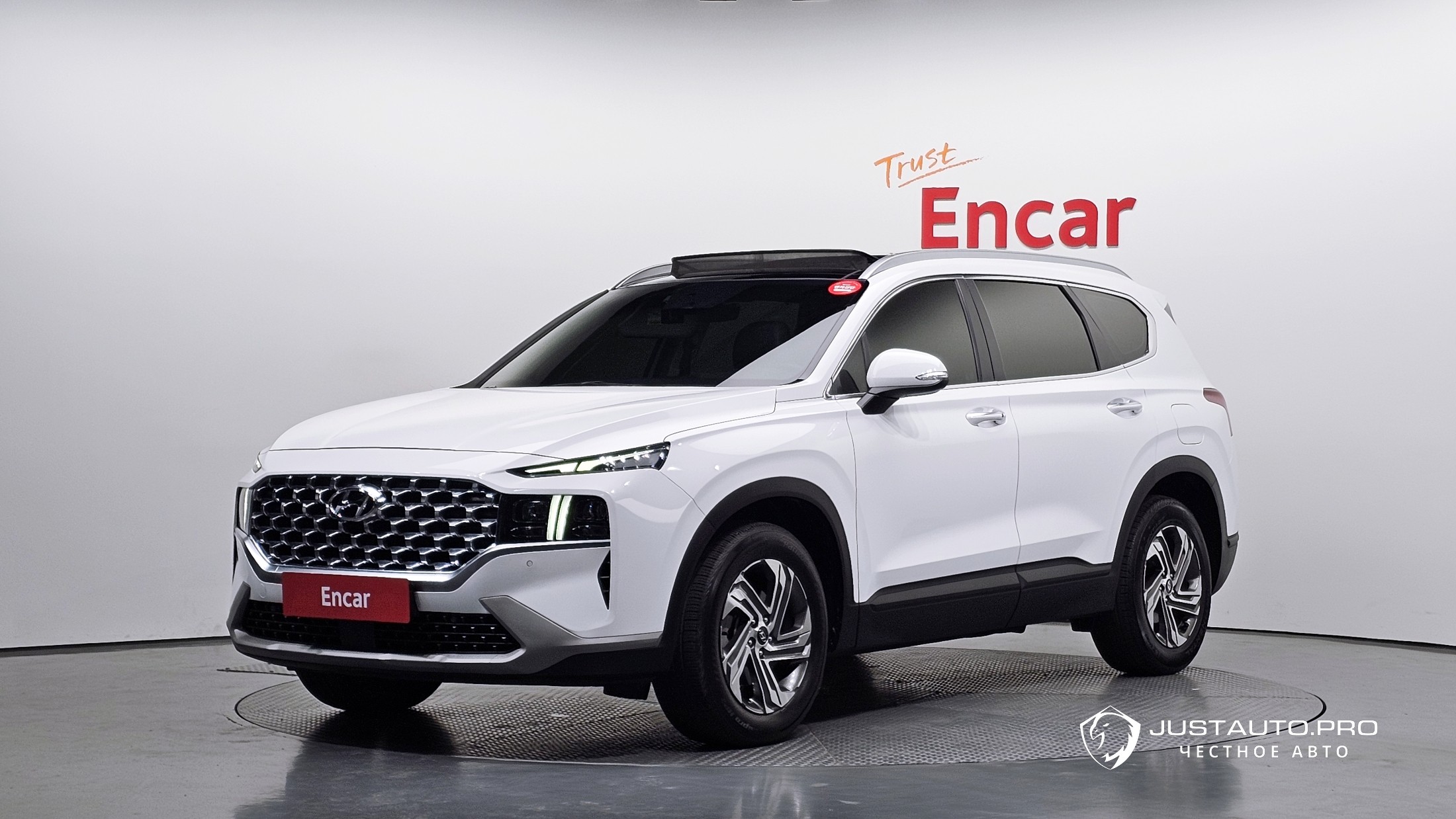 Автомобиль Hyundai Santafe