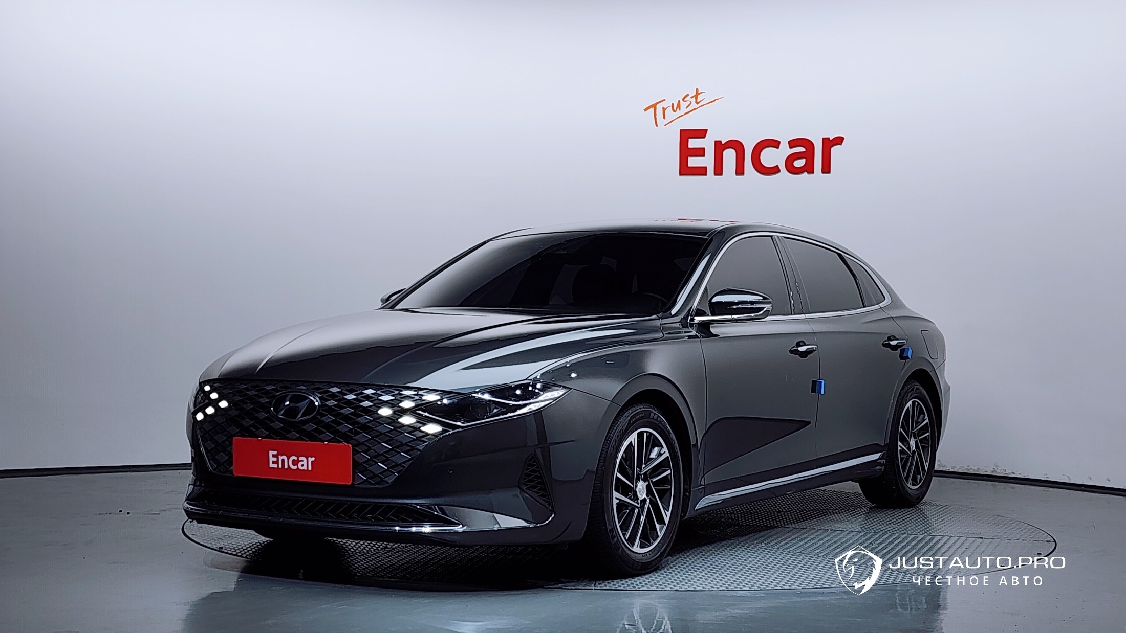 Автомобиль Hyundai Grandeur