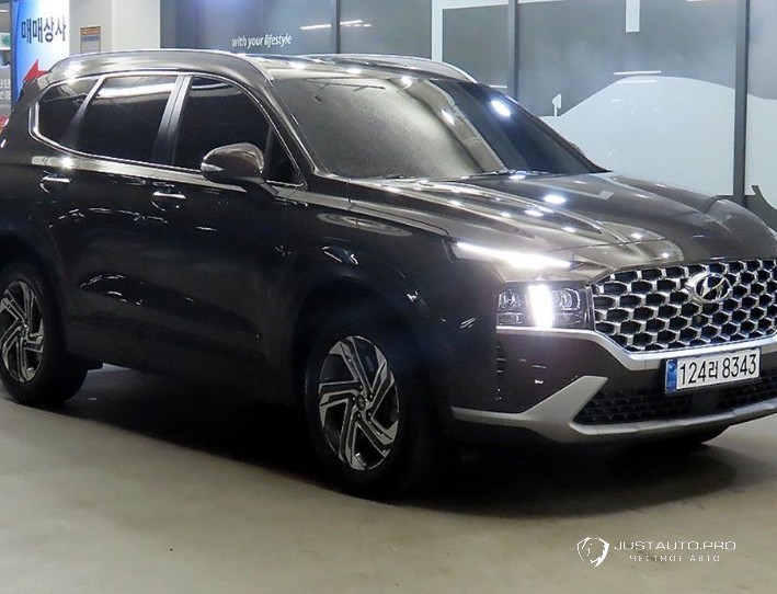 Автомобиль Hyundai Santafe