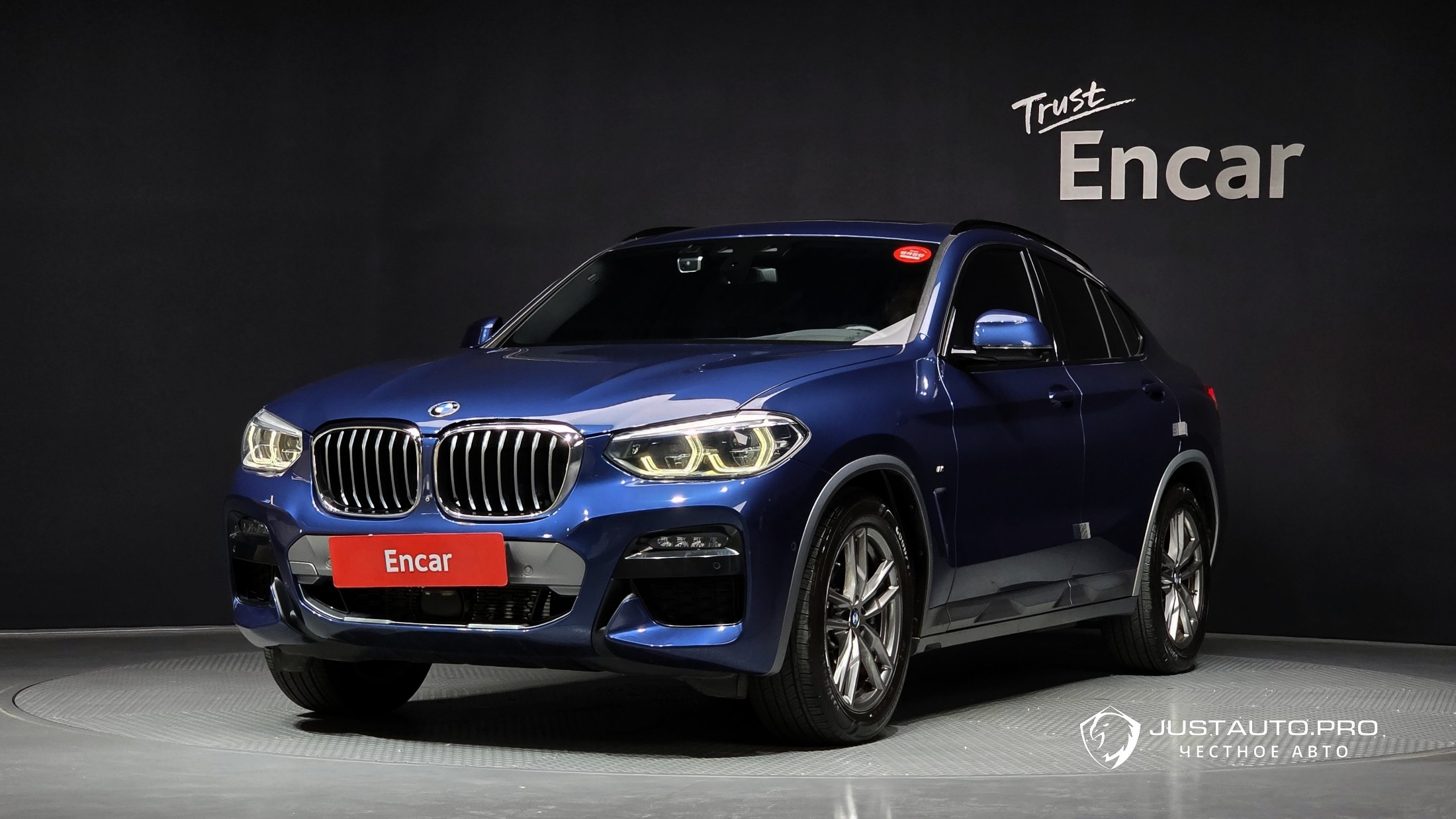 Автомобиль BMW X4