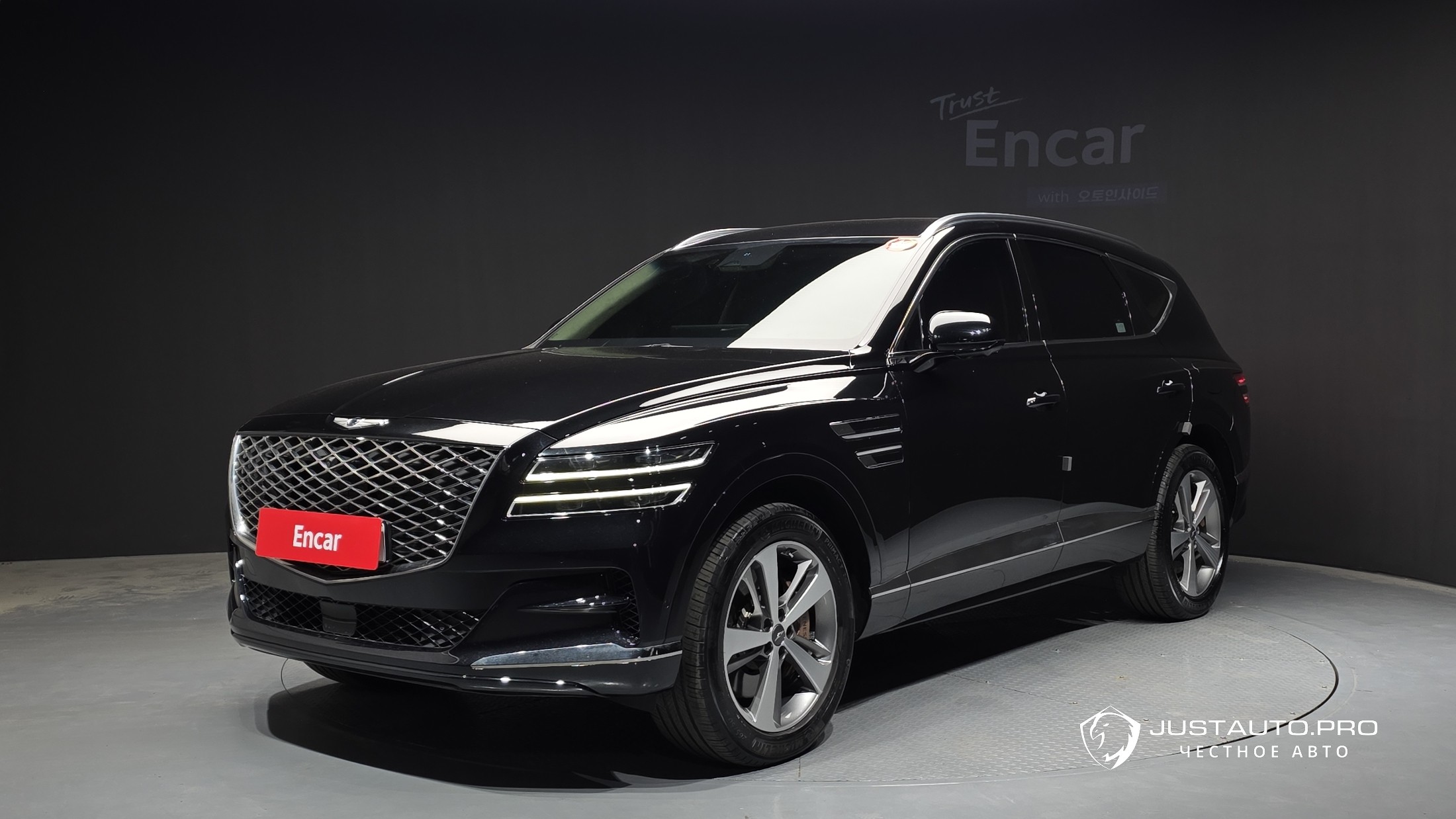 Автомобиль Genesis GV80