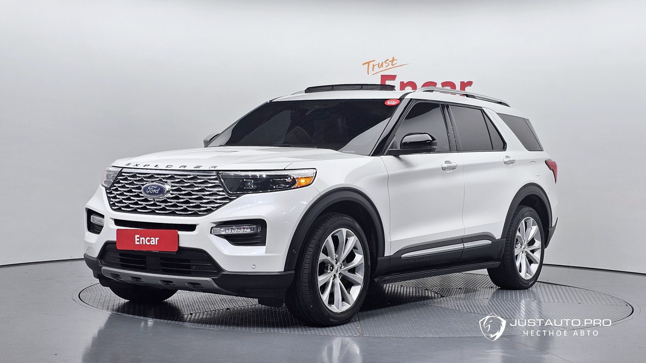 Автомобиль Ford Explorer