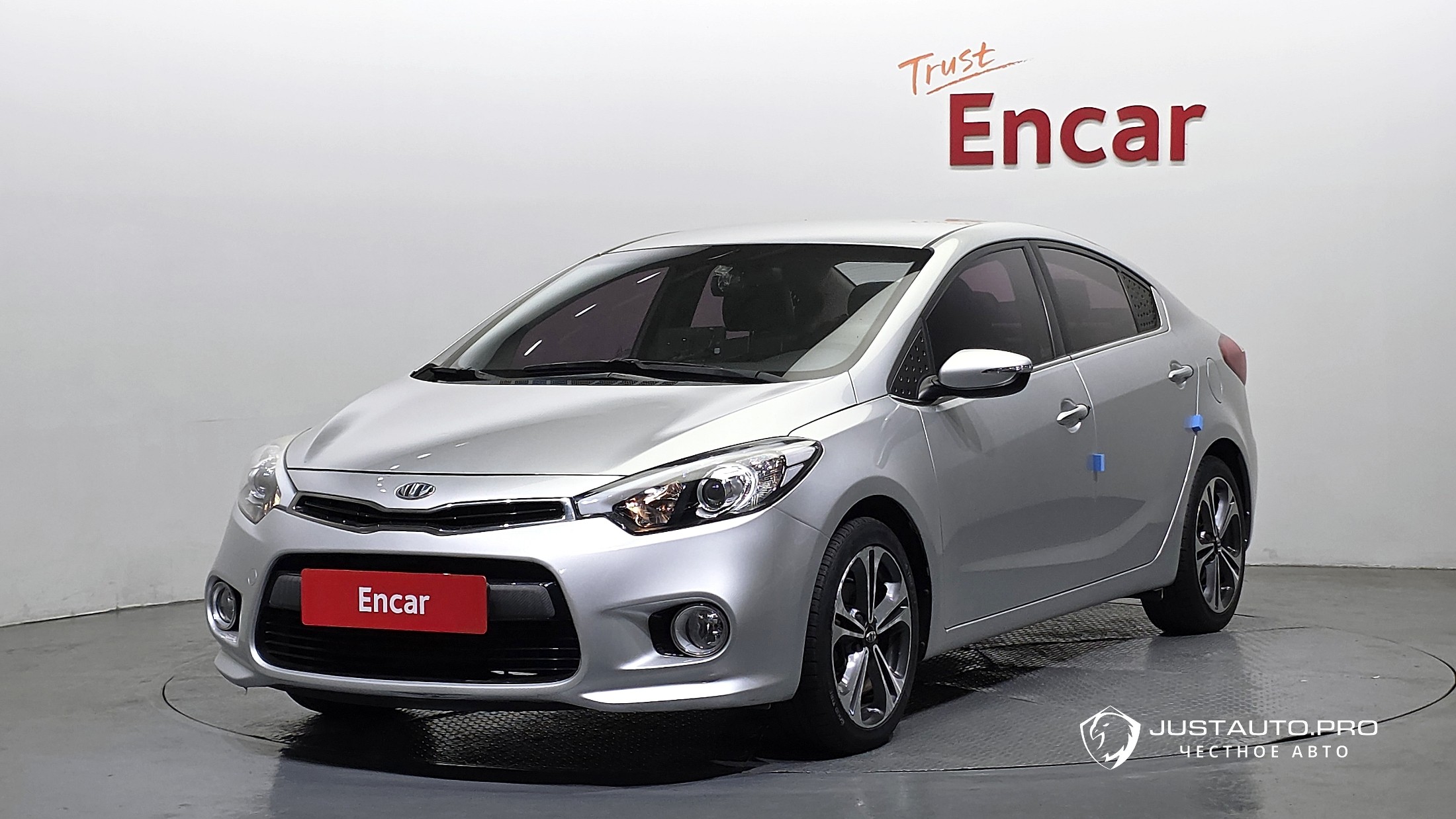 Автомобиль Kia K3