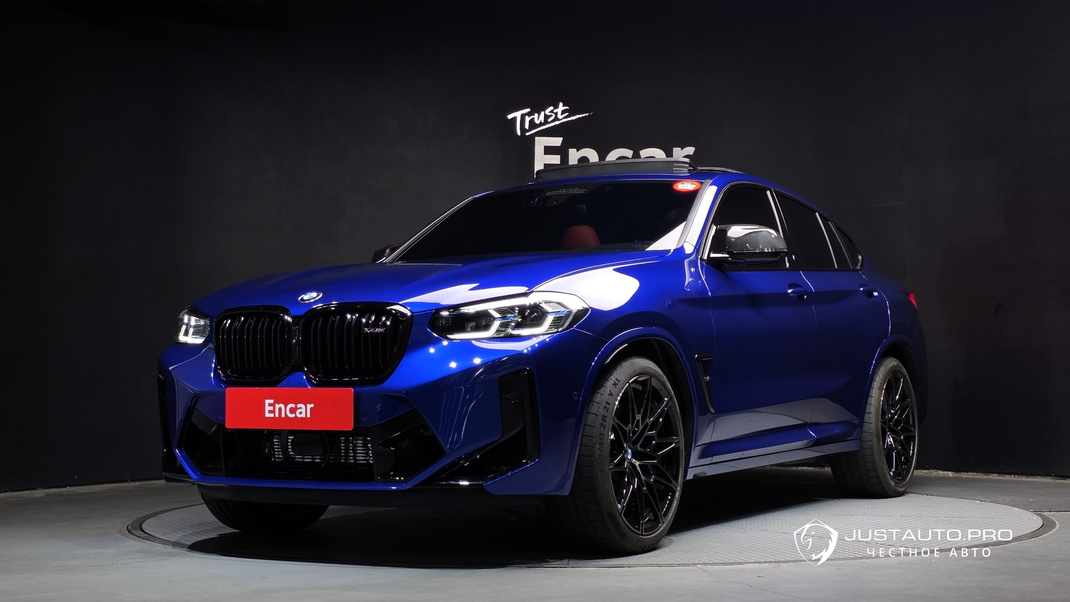 Автомобиль BMW X4M