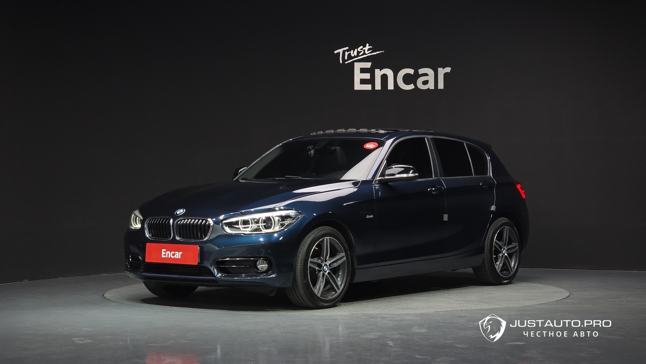 Автомобиль BMW 1-Series