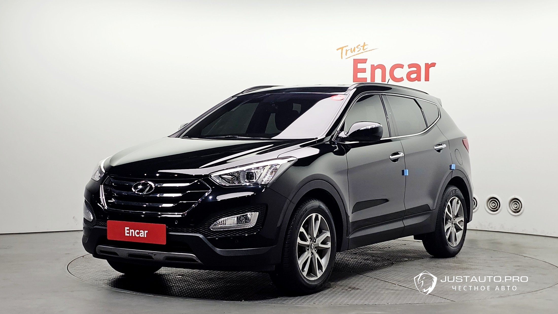 Автомобиль Hyundai Santafe