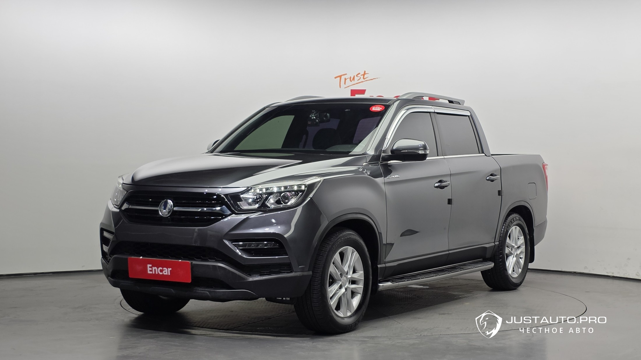 Автомобиль KG_Mobility_Ssangyong Rexton