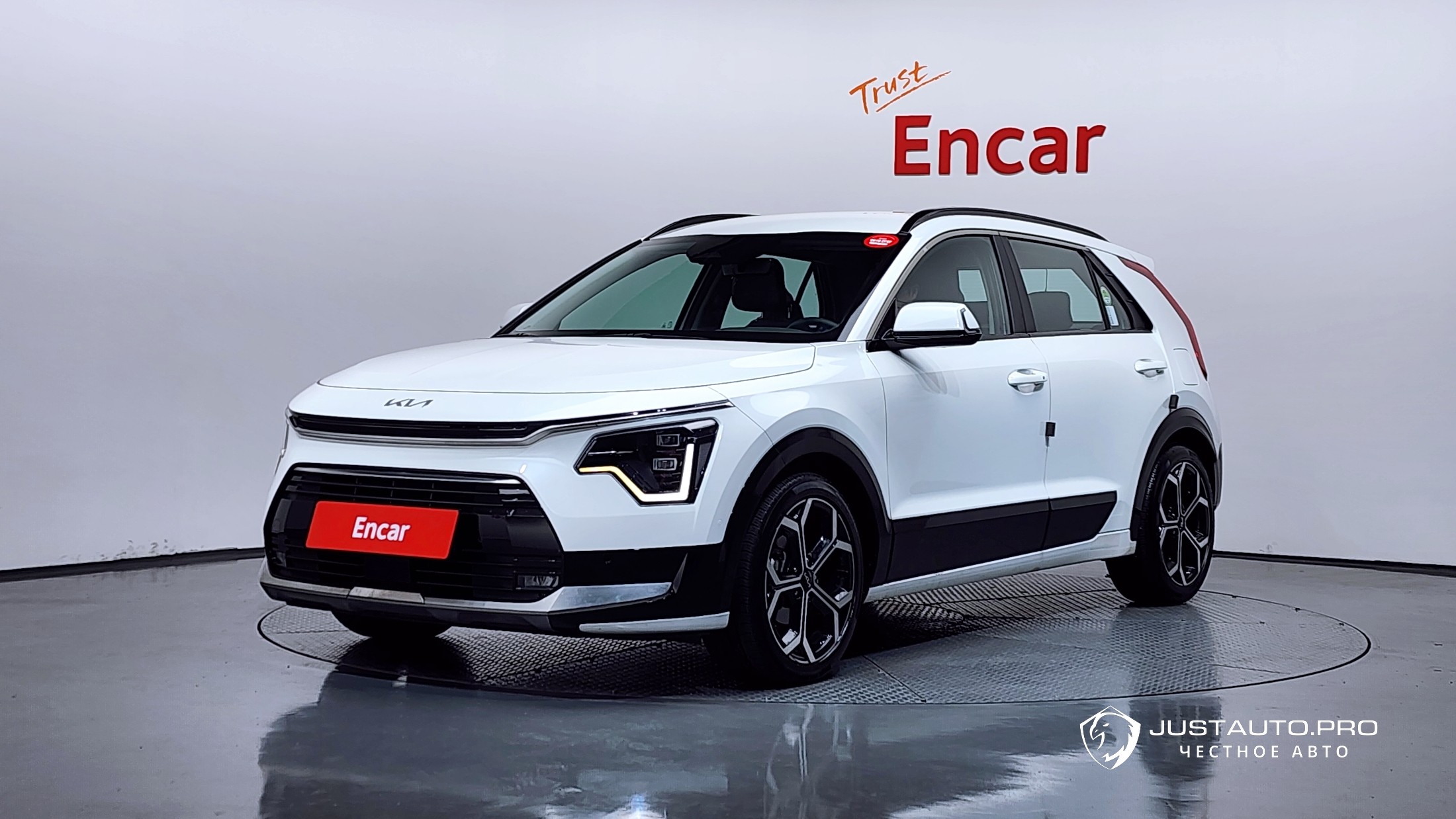 Автомобиль Kia Niro
