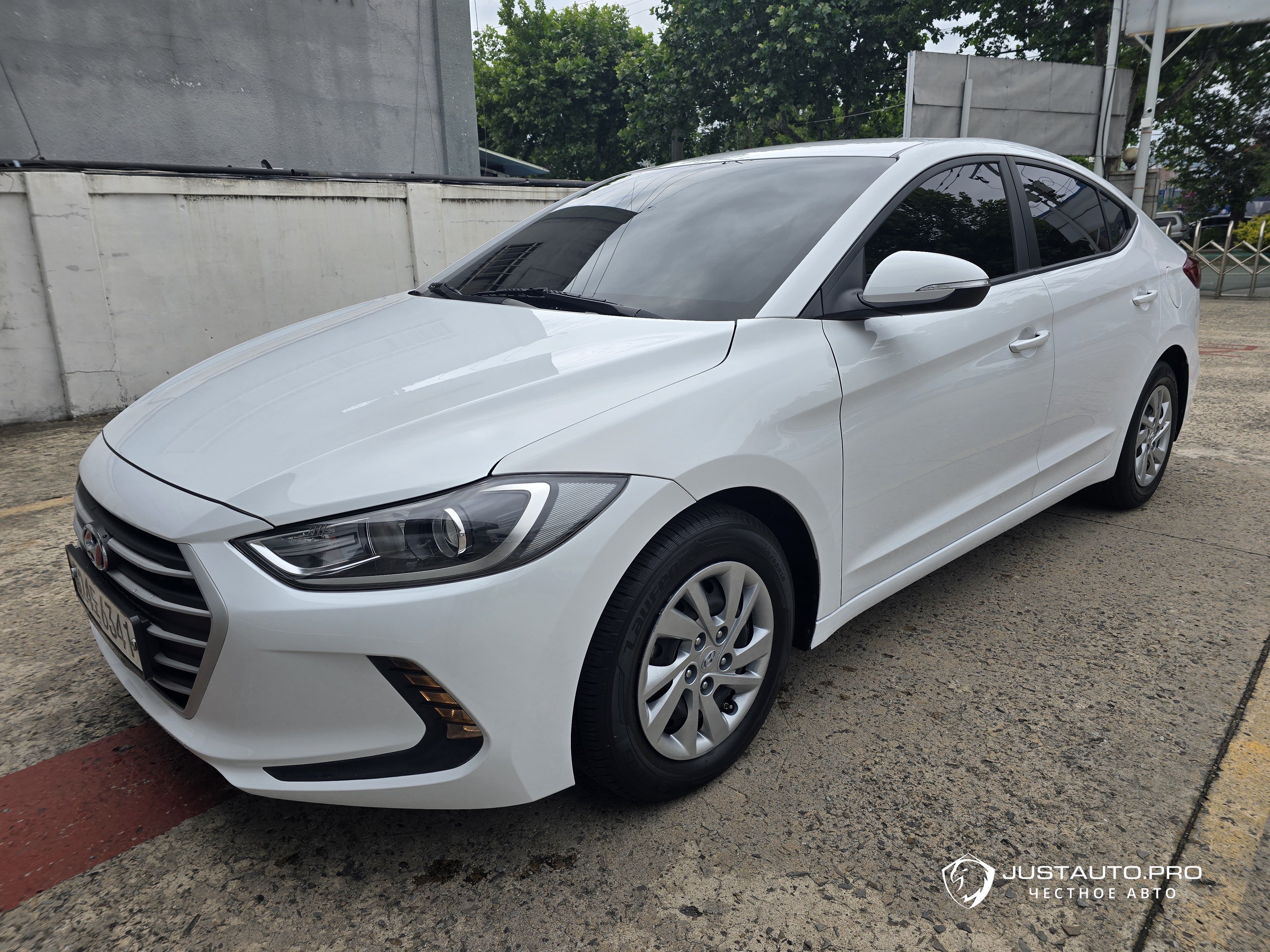 Автомобиль Hyundai AVANTE