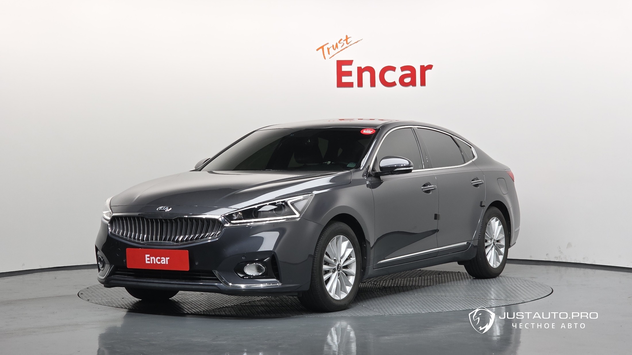 Автомобиль Kia K7