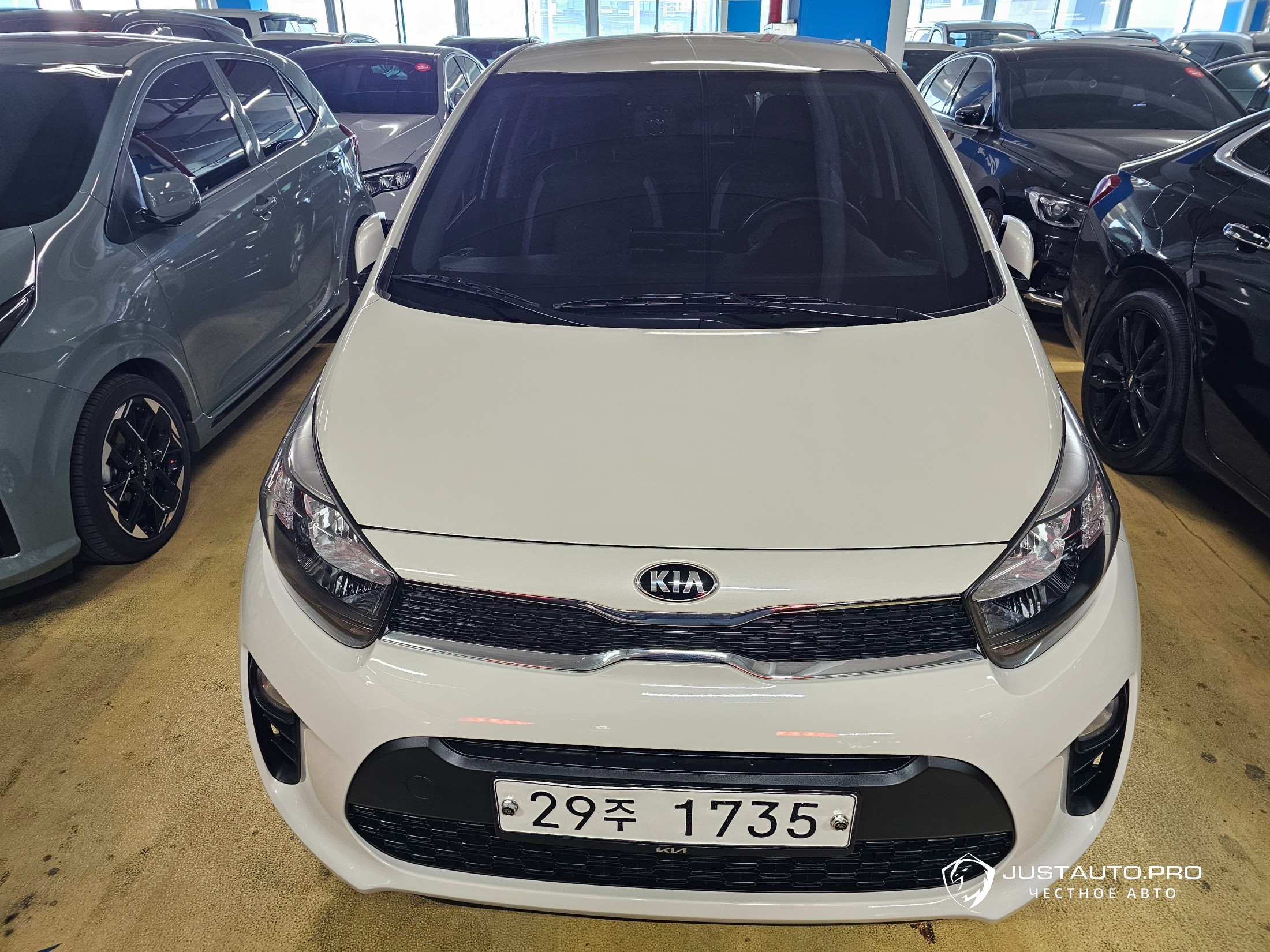 Автомобиль Kia morning
