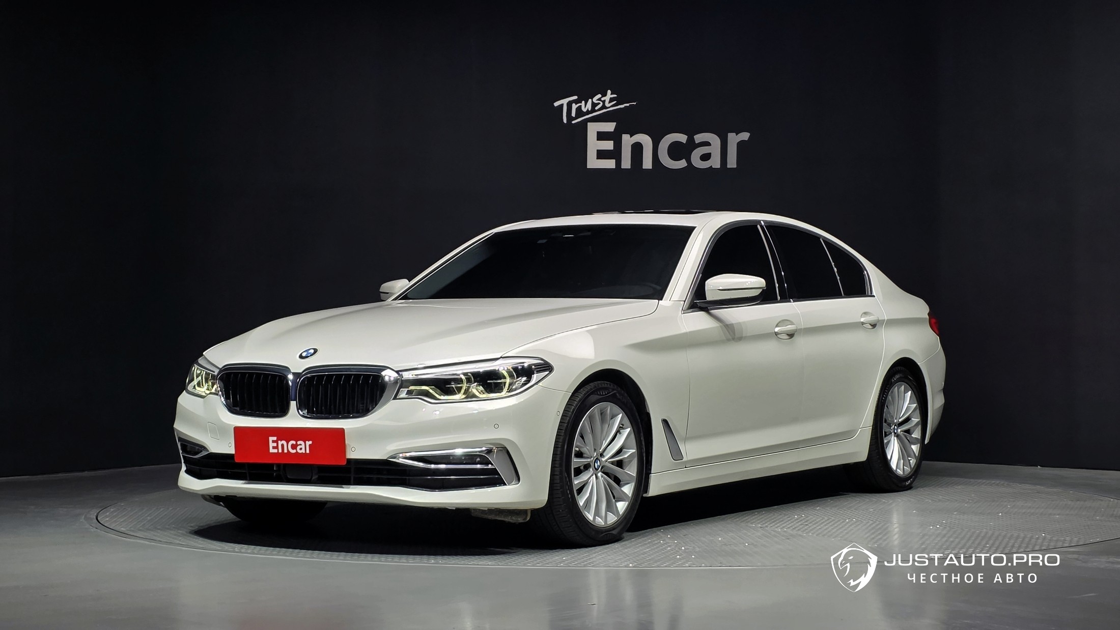 Автомобиль BMW 5-Series
