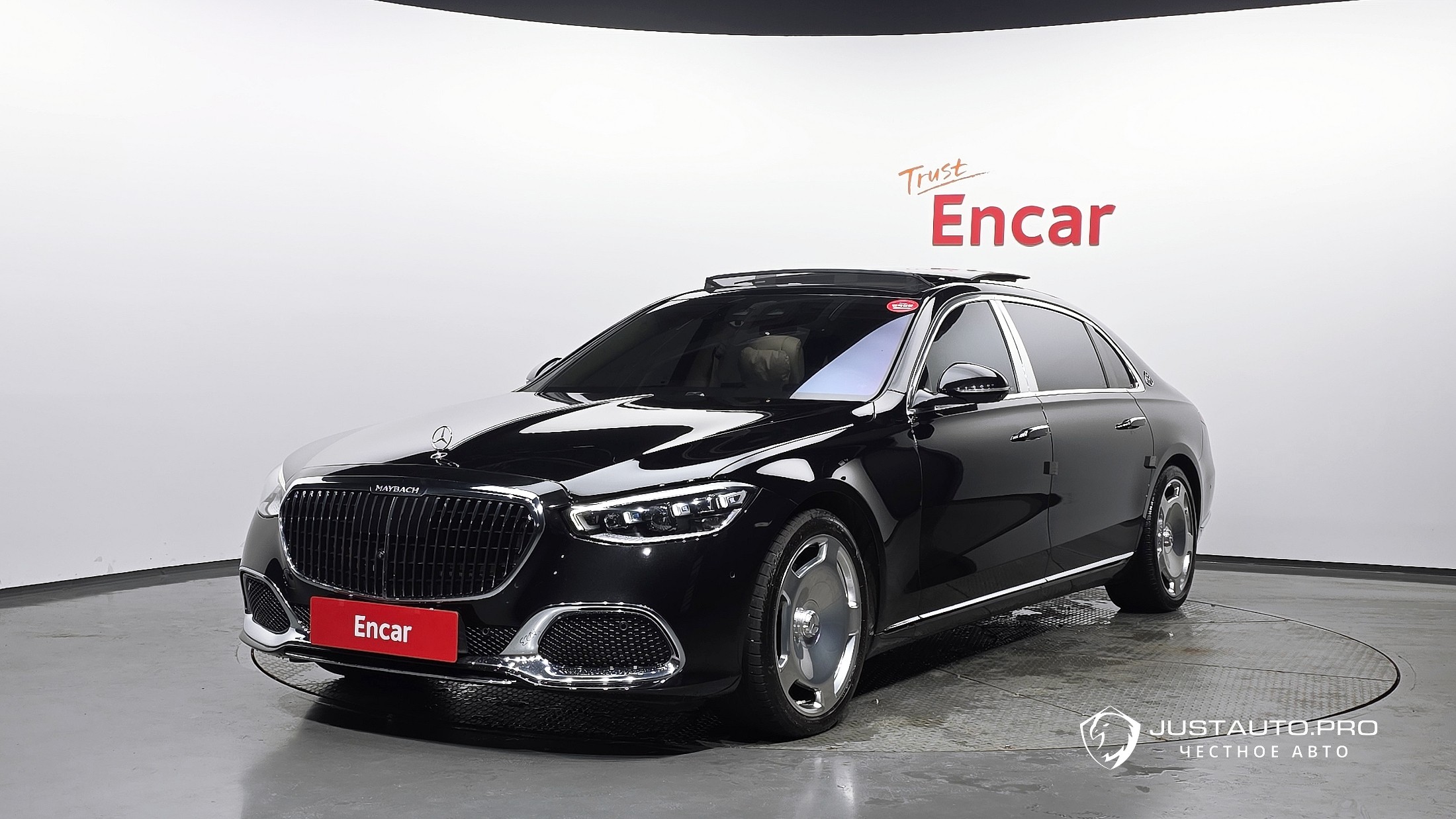 Автомобиль Mercedes-Benz S-Class