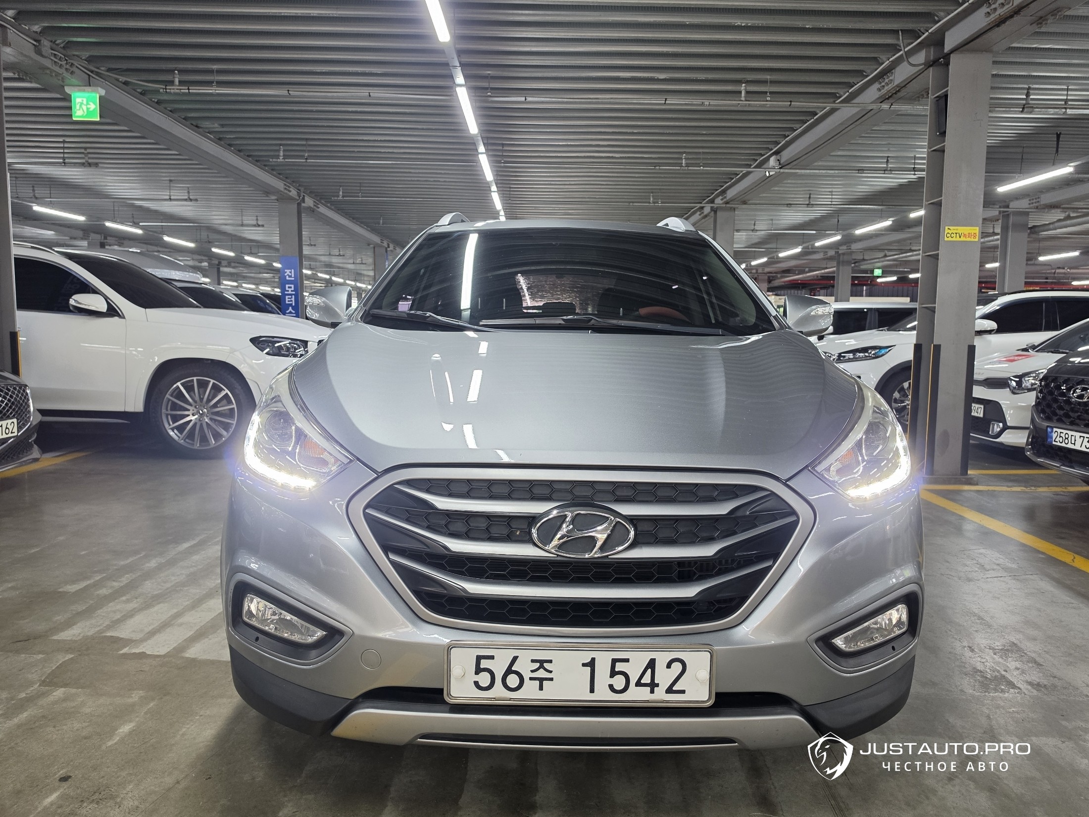 Автомобиль Hyundai Tucson