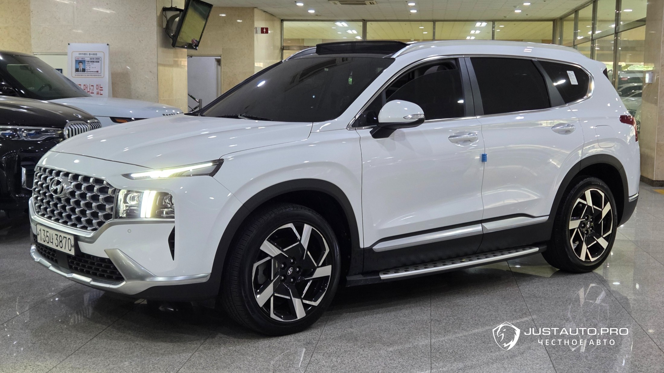 Автомобиль Hyundai Santafe