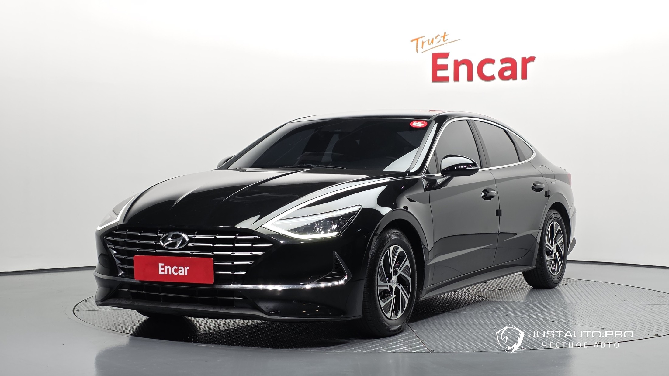 Автомобиль Hyundai Sonata