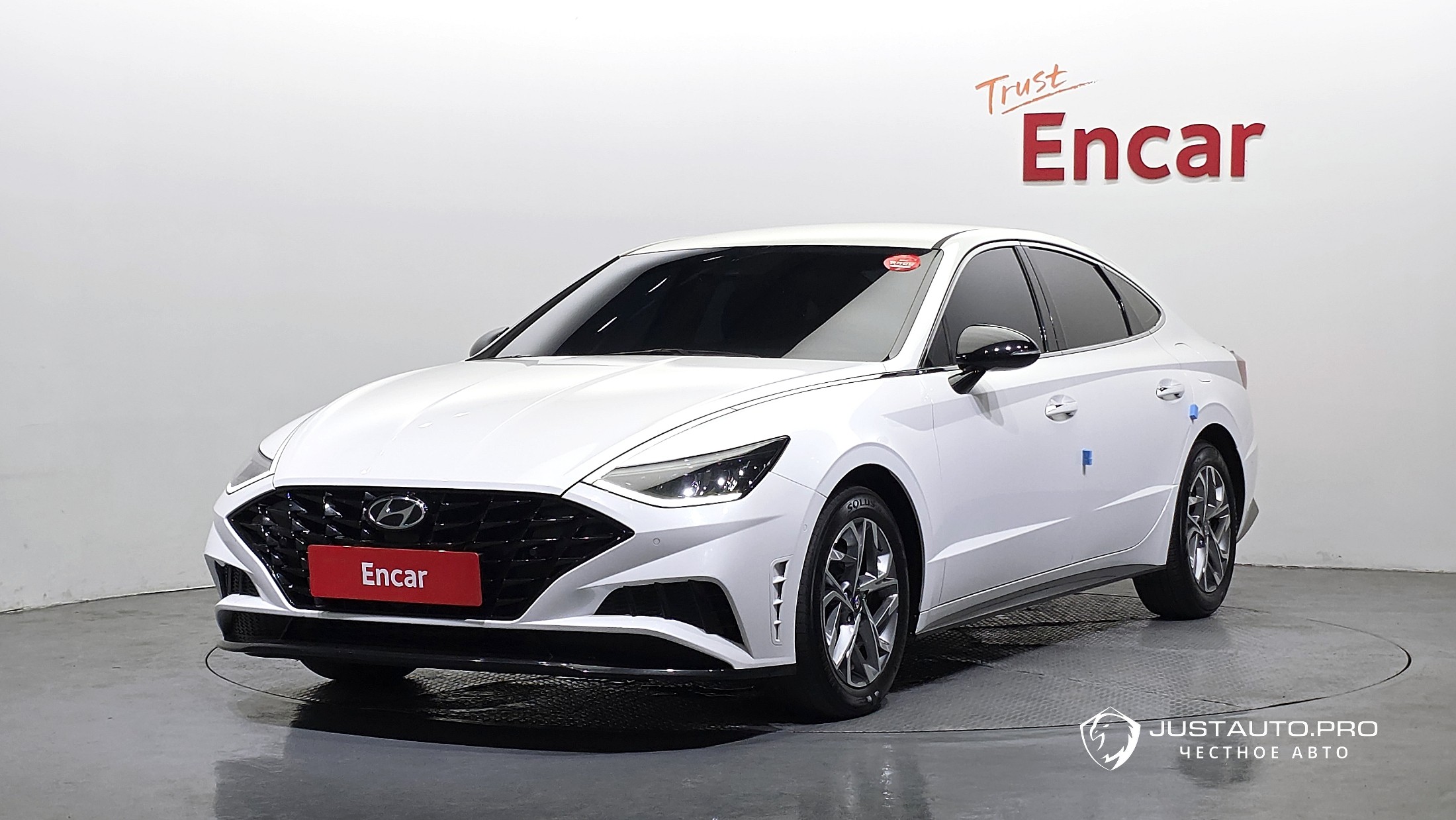 Автомобиль Hyundai Sonata