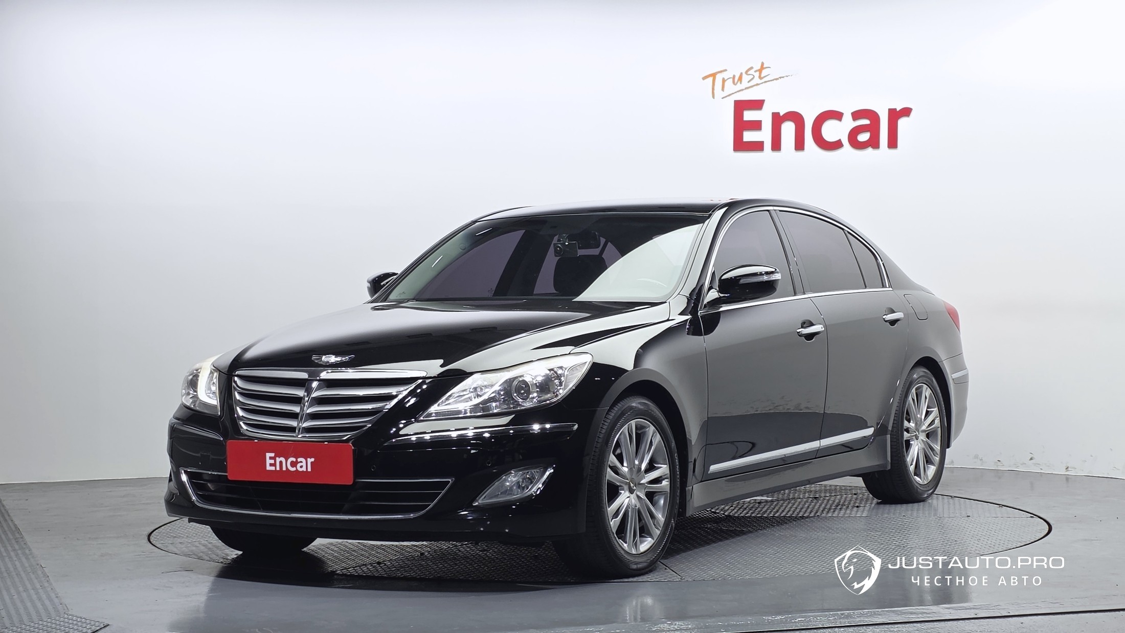 Автомобиль Hyundai Genesis