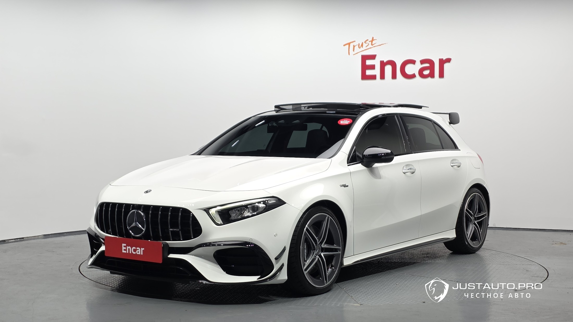 Автомобиль Mercedes-Benz A-Class