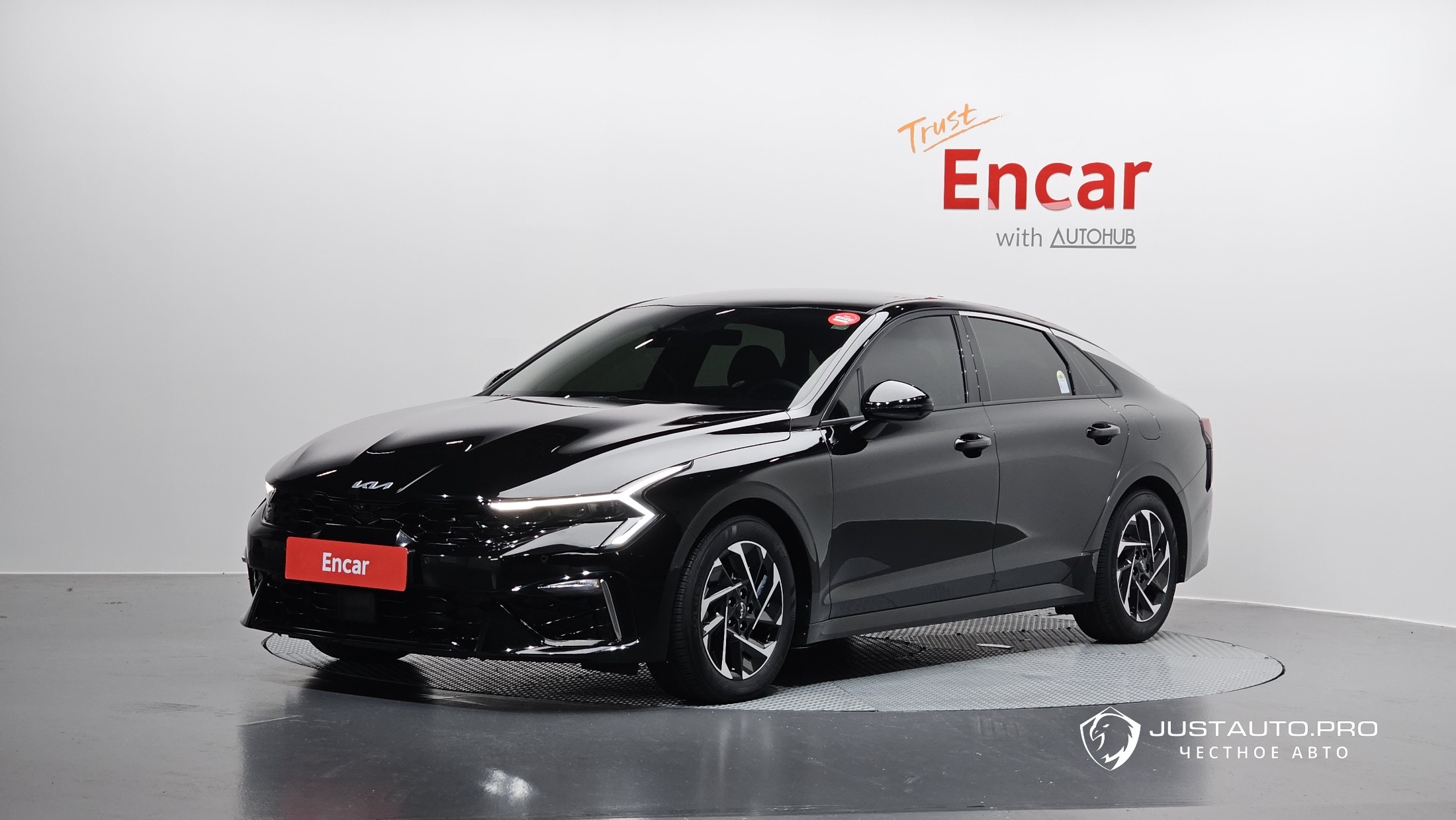 Автомобиль Kia K5