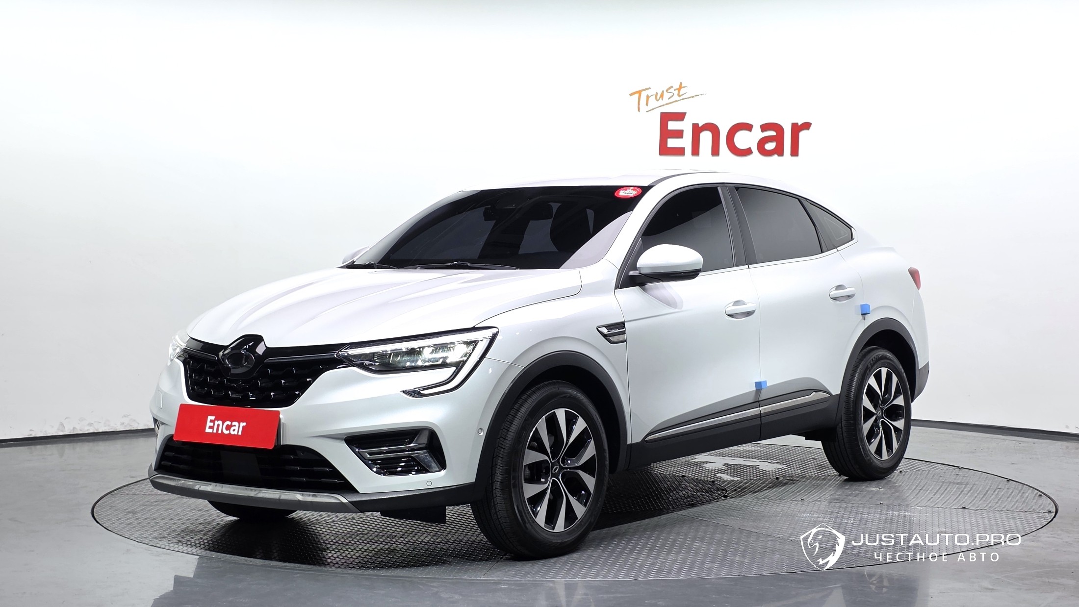 Автомобиль Renault-KoreaSamsung XM3
