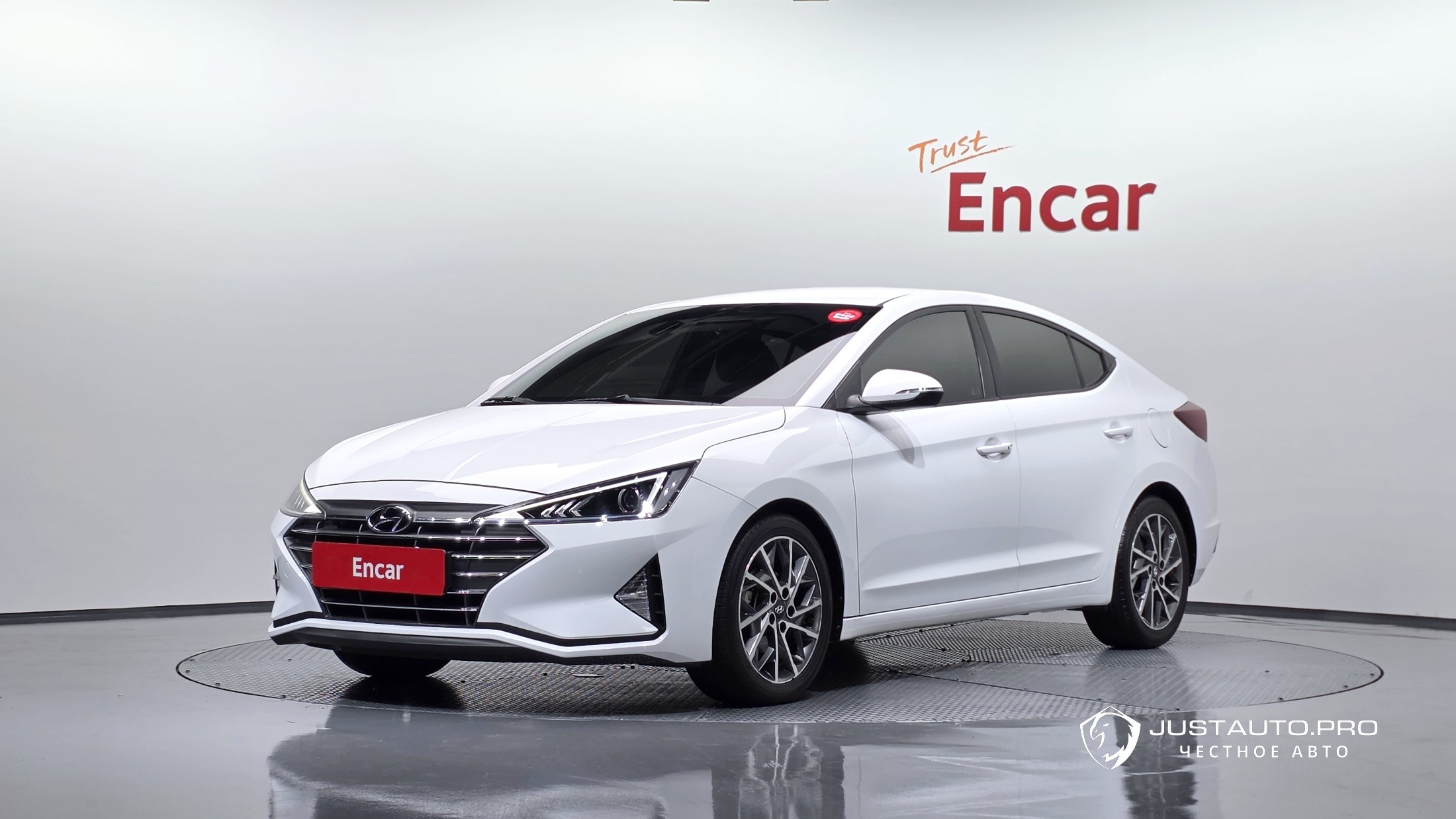 Автомобиль Hyundai AVANTE