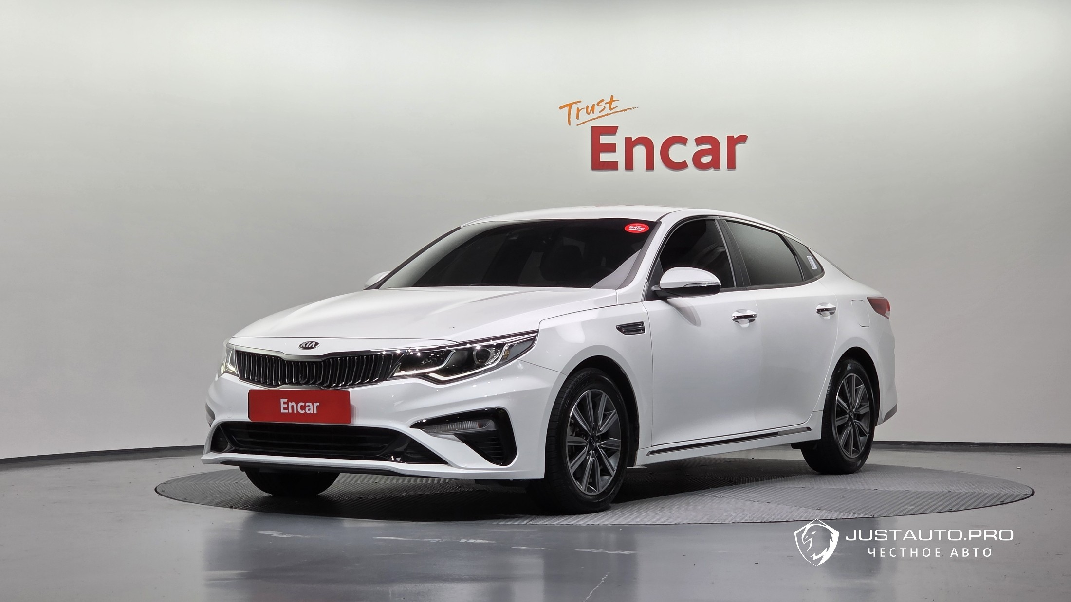 Автомобиль Kia K5