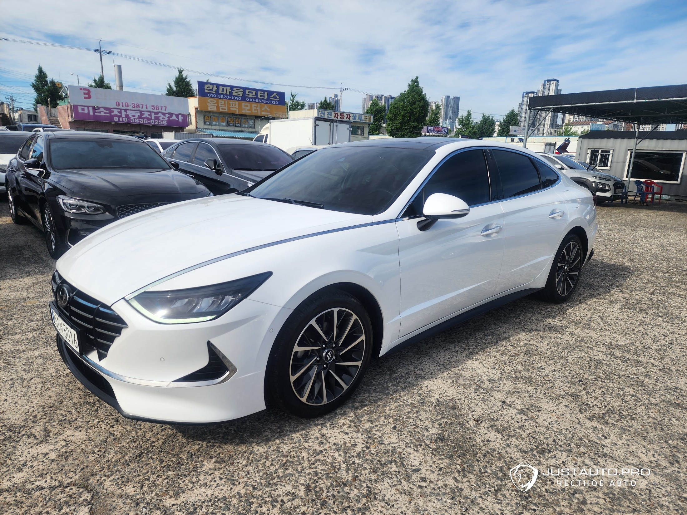 Автомобиль Hyundai Sonata