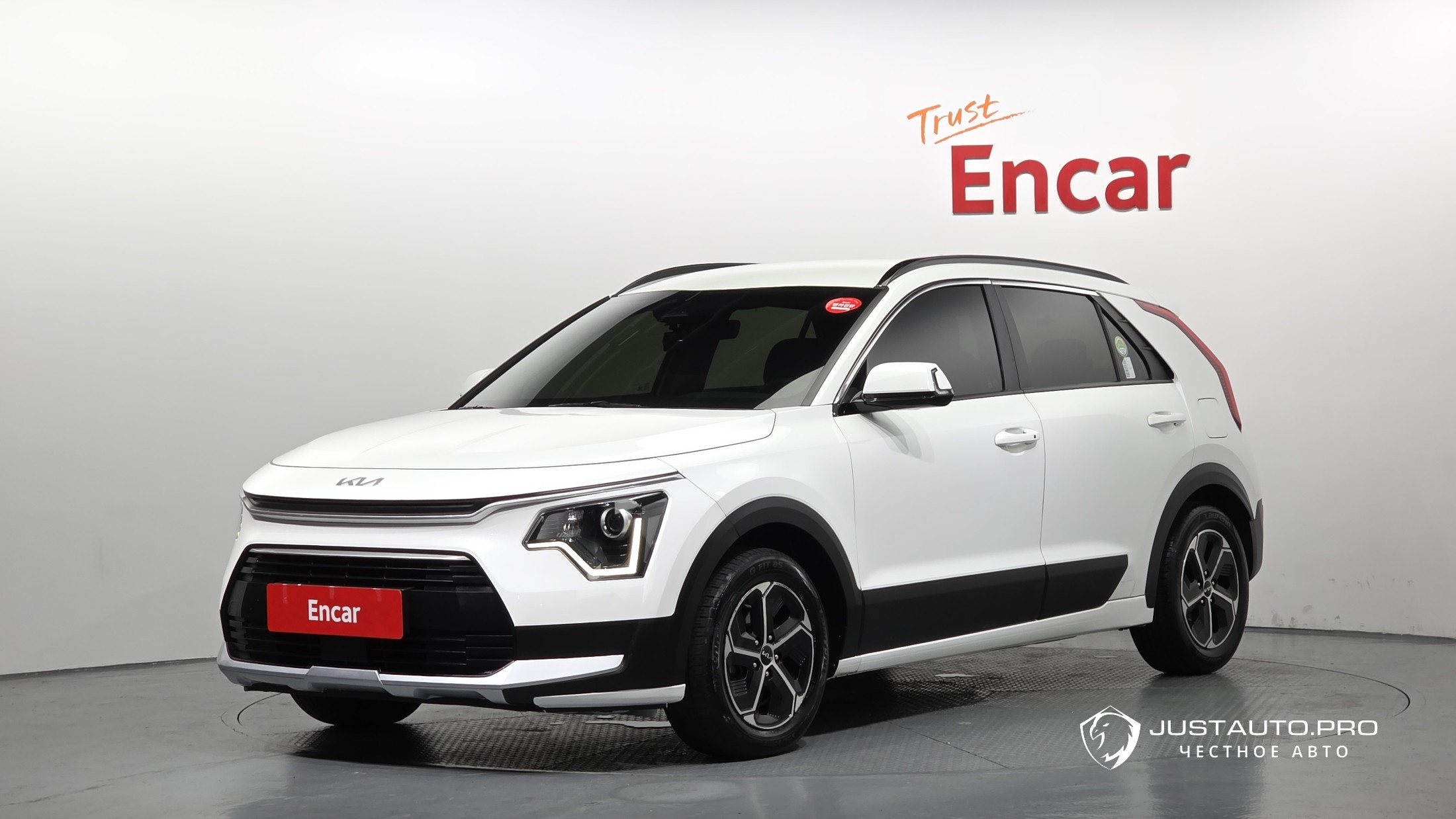 Автомобиль Kia Niro
