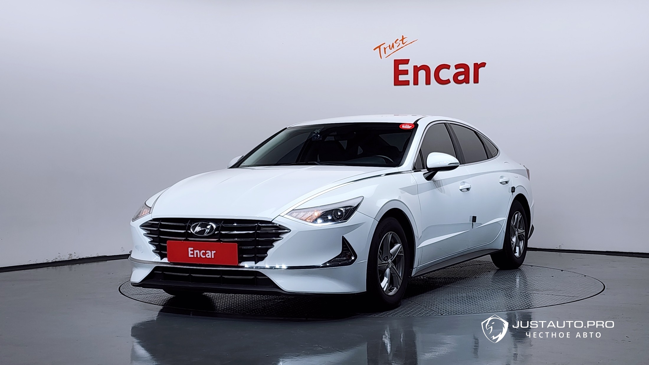 Автомобиль Hyundai Sonata