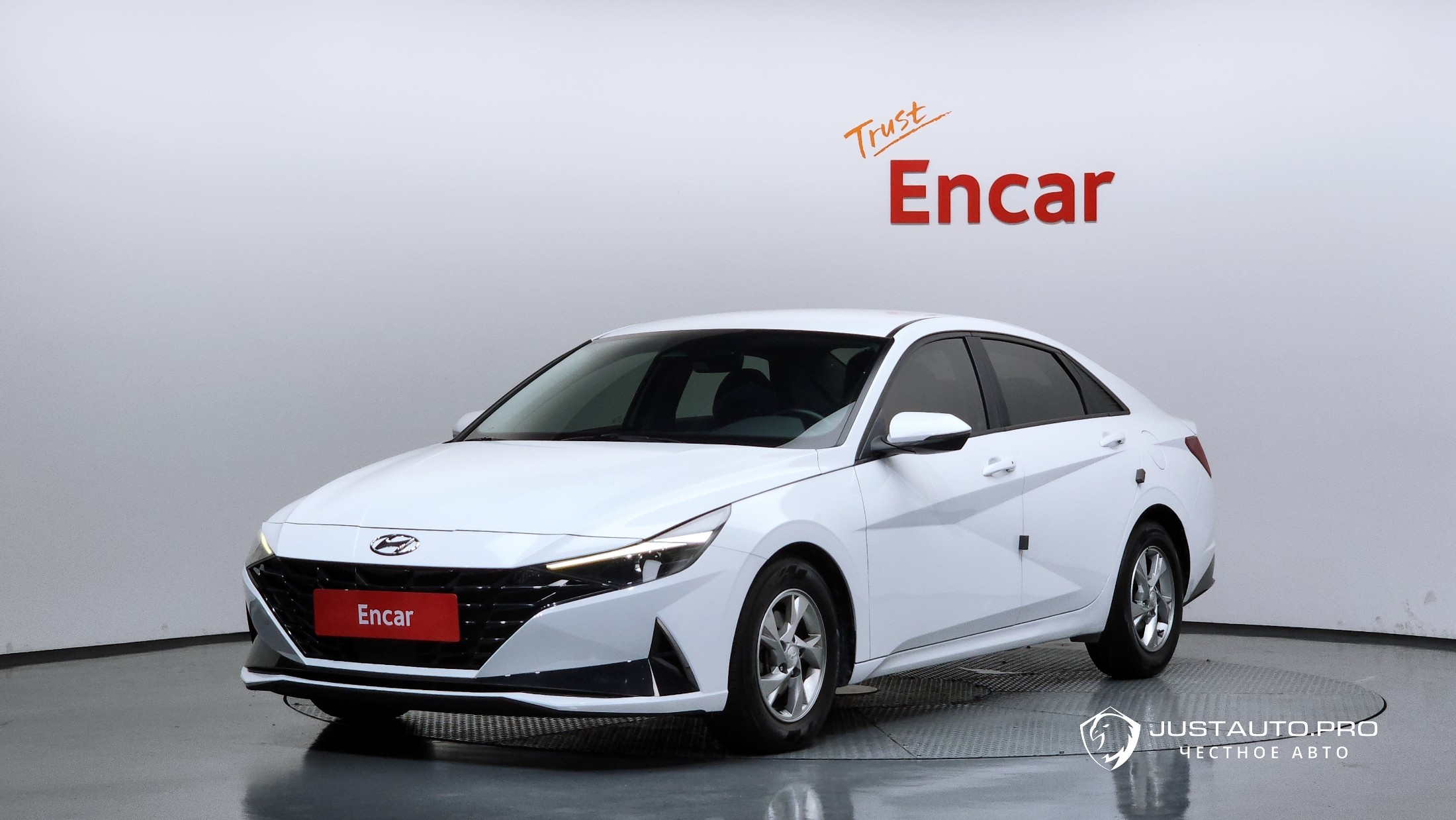Автомобиль Hyundai AVANTE