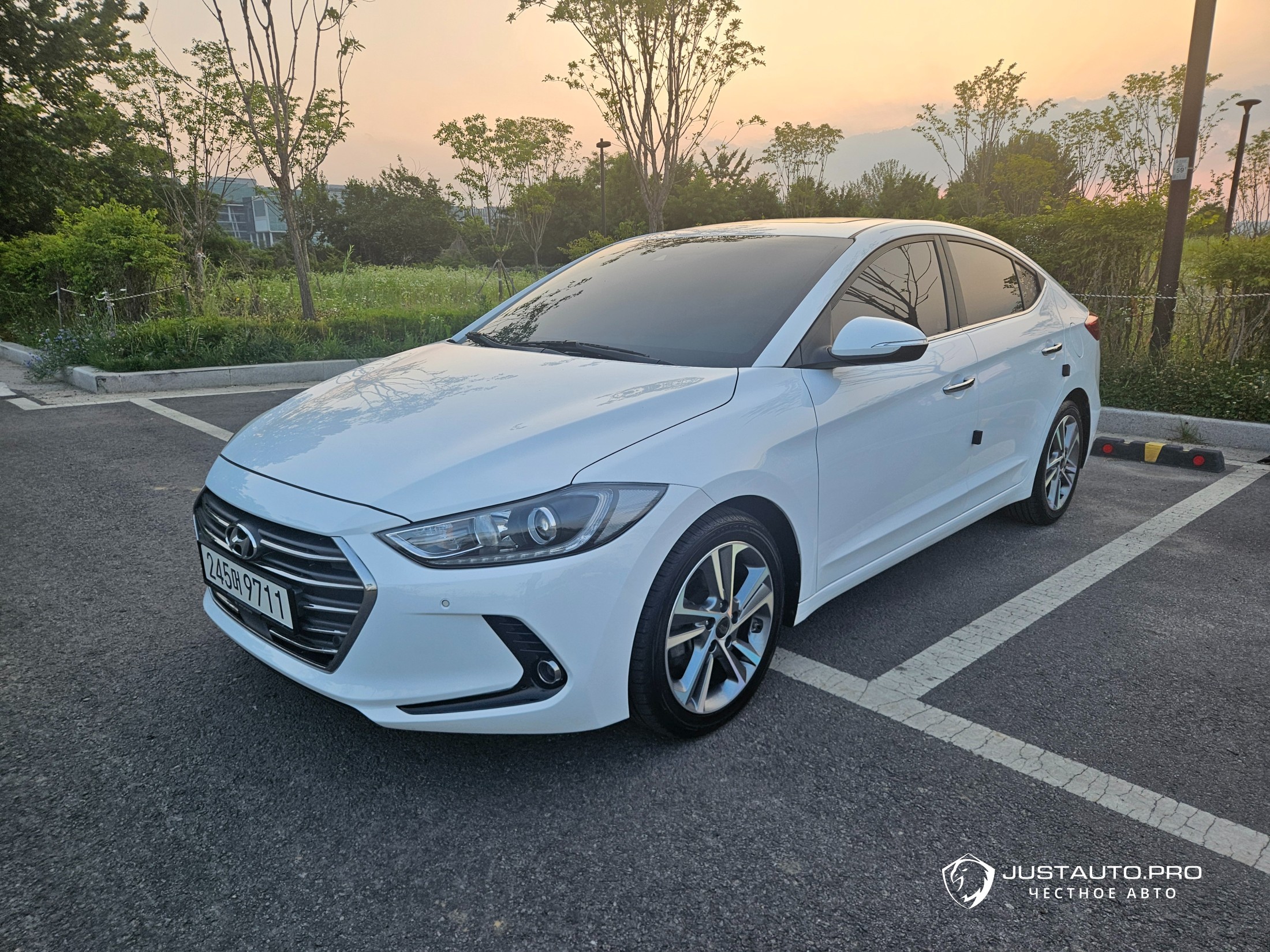 Автомобиль Hyundai AVANTE