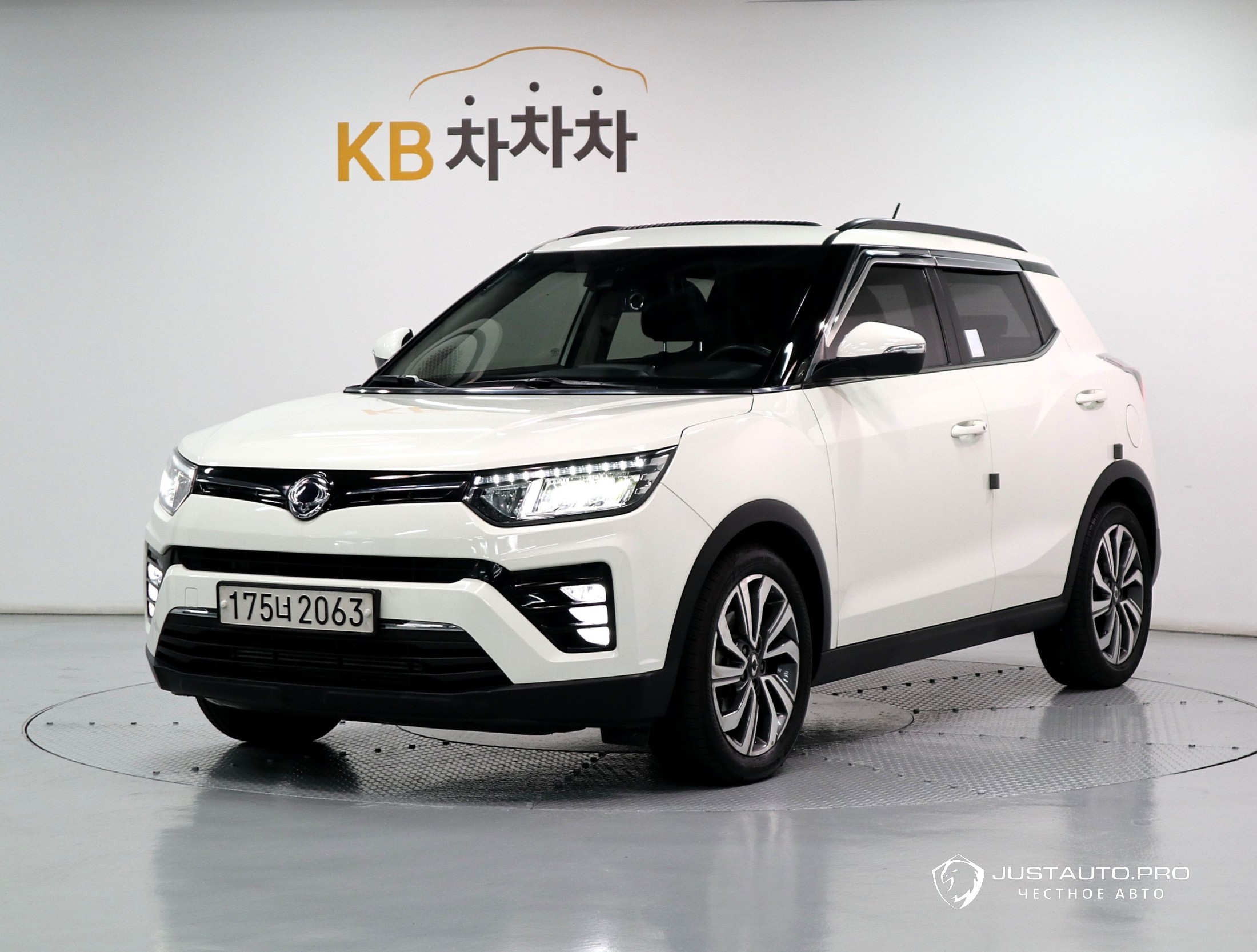 Автомобиль KG_Mobility_Ssangyong TIBOLI